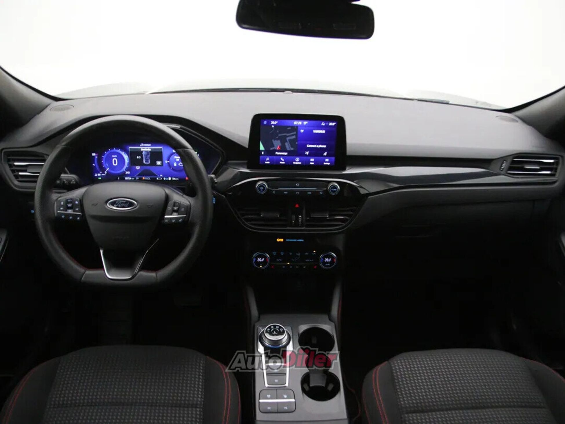 Ford Kuga ST-Line 2.5 165kW 2023, photo 2/10