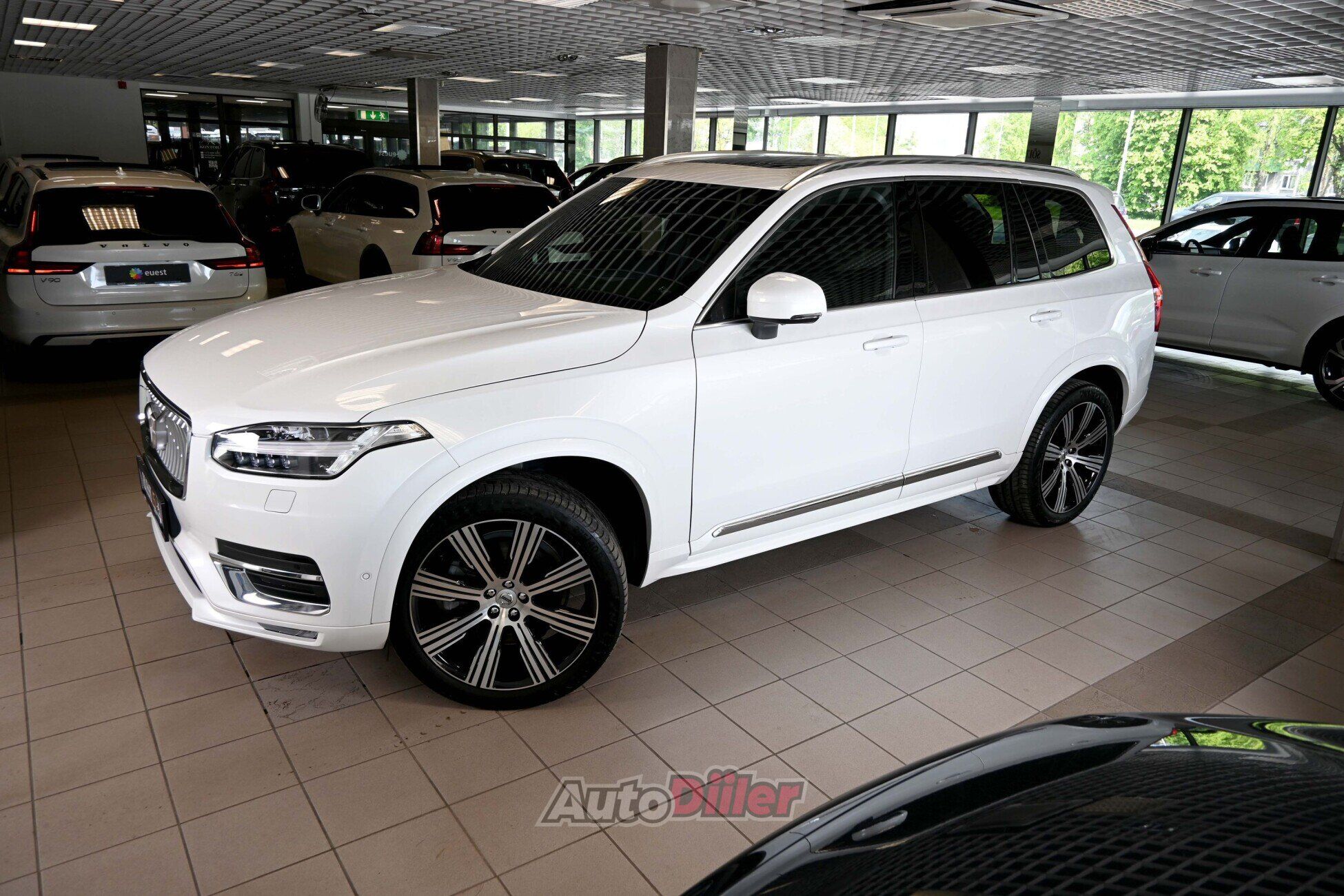 Volvo XC90 2024, photo 6/10