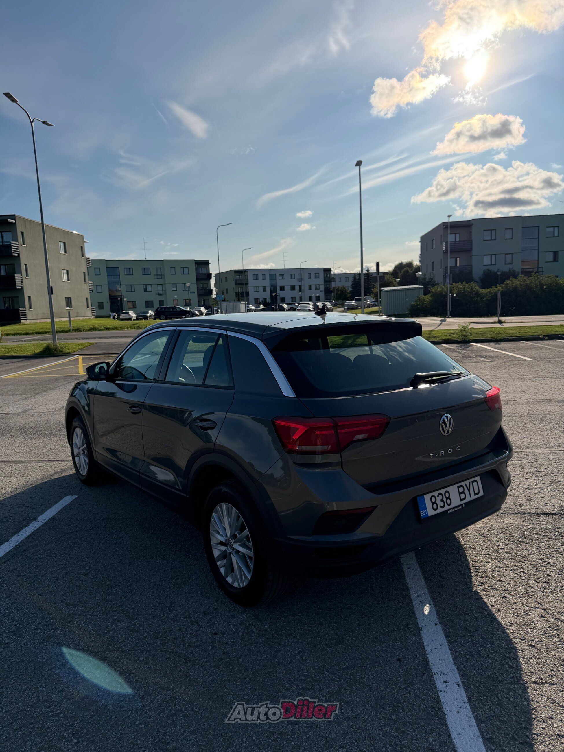 Volkswagen T-Roc 1.0 85kW 2018, photo 3/6