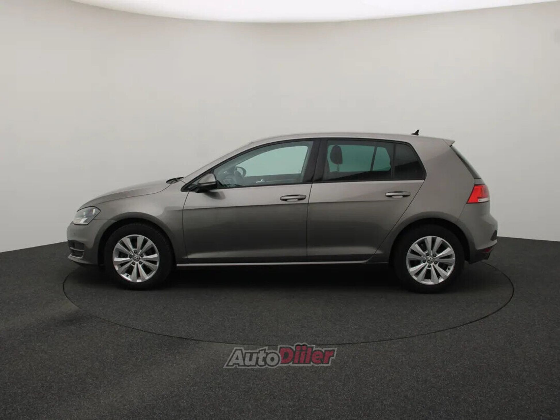 Volkswagen Golf Highline 1.2 77kW 2014, kuva 6/10