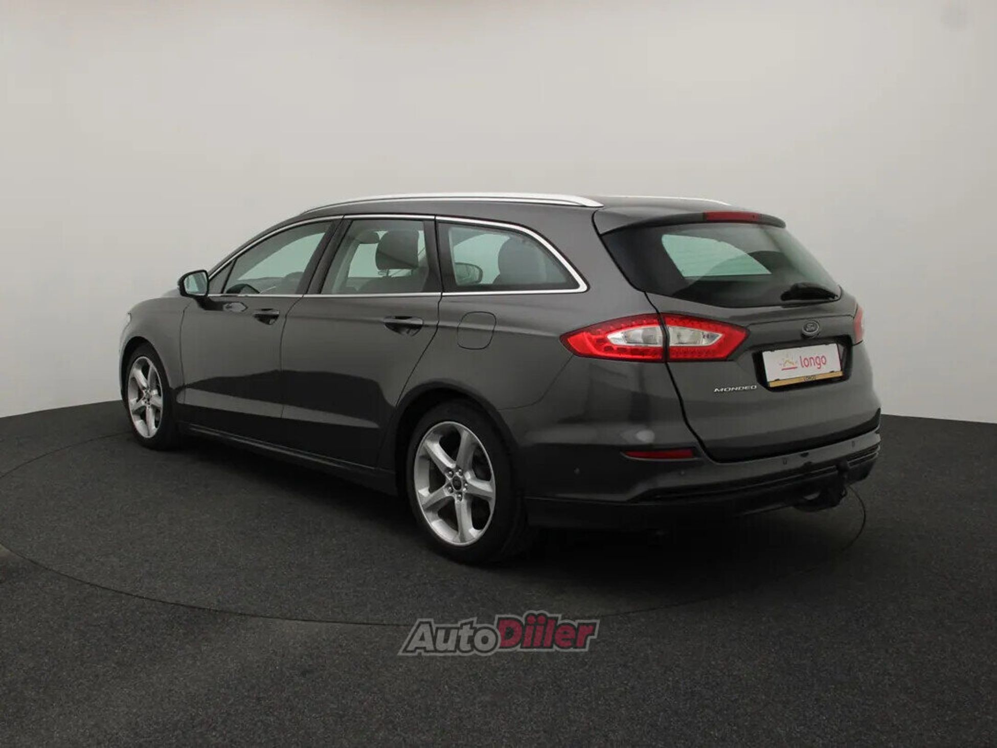 Ford Mondeo Titanium 2.0 110kW 2015, photo 7/10