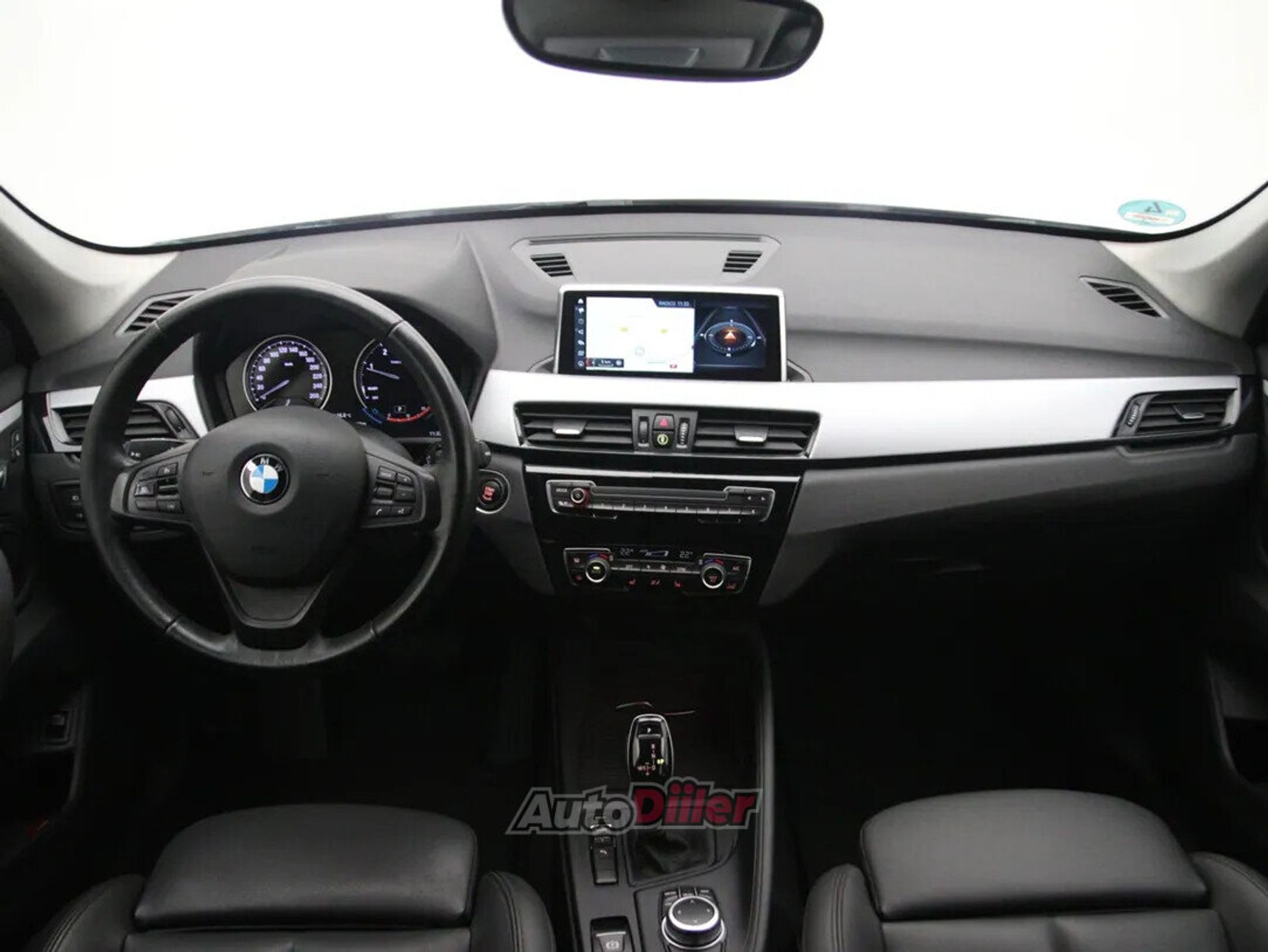 BMW X1 Advantage 2.0 100kW 2020, photo 2/10