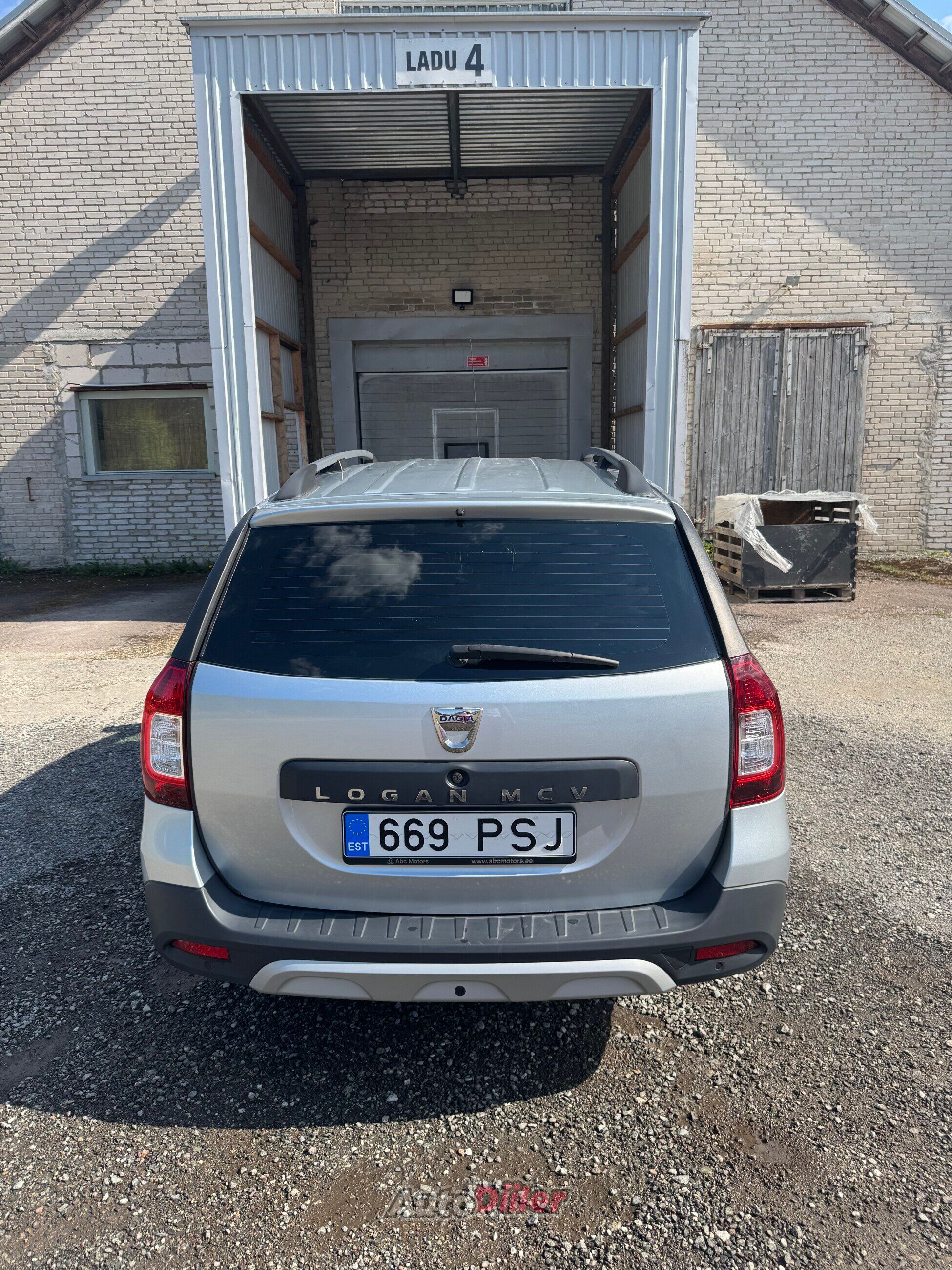 Dacia Logan Dacia Logan Stepway 0.9 66kW 2020, photo 4/10