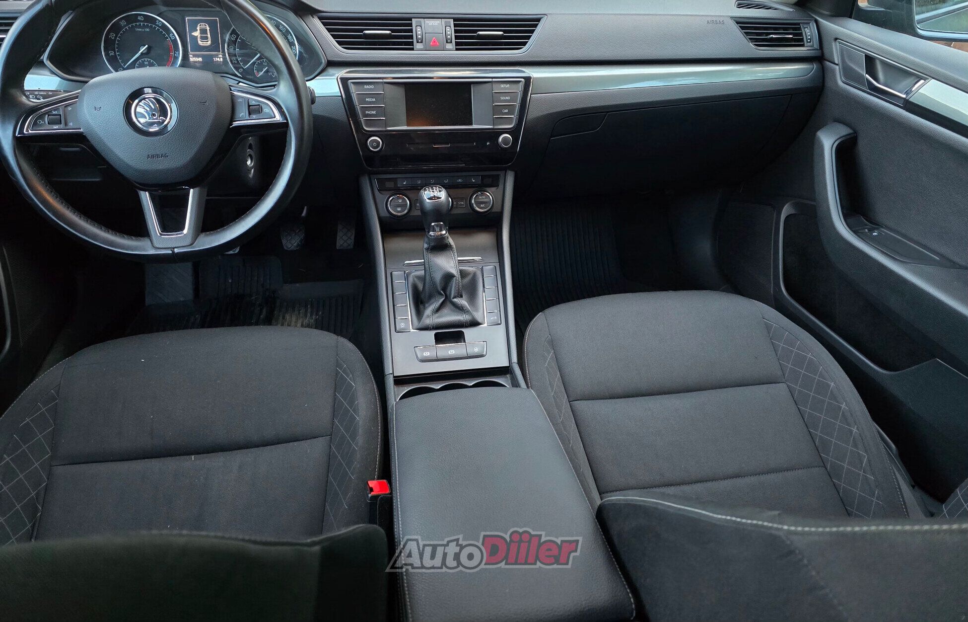 Skoda Superb N1 1.4 110kW 2015, kuva 6/8