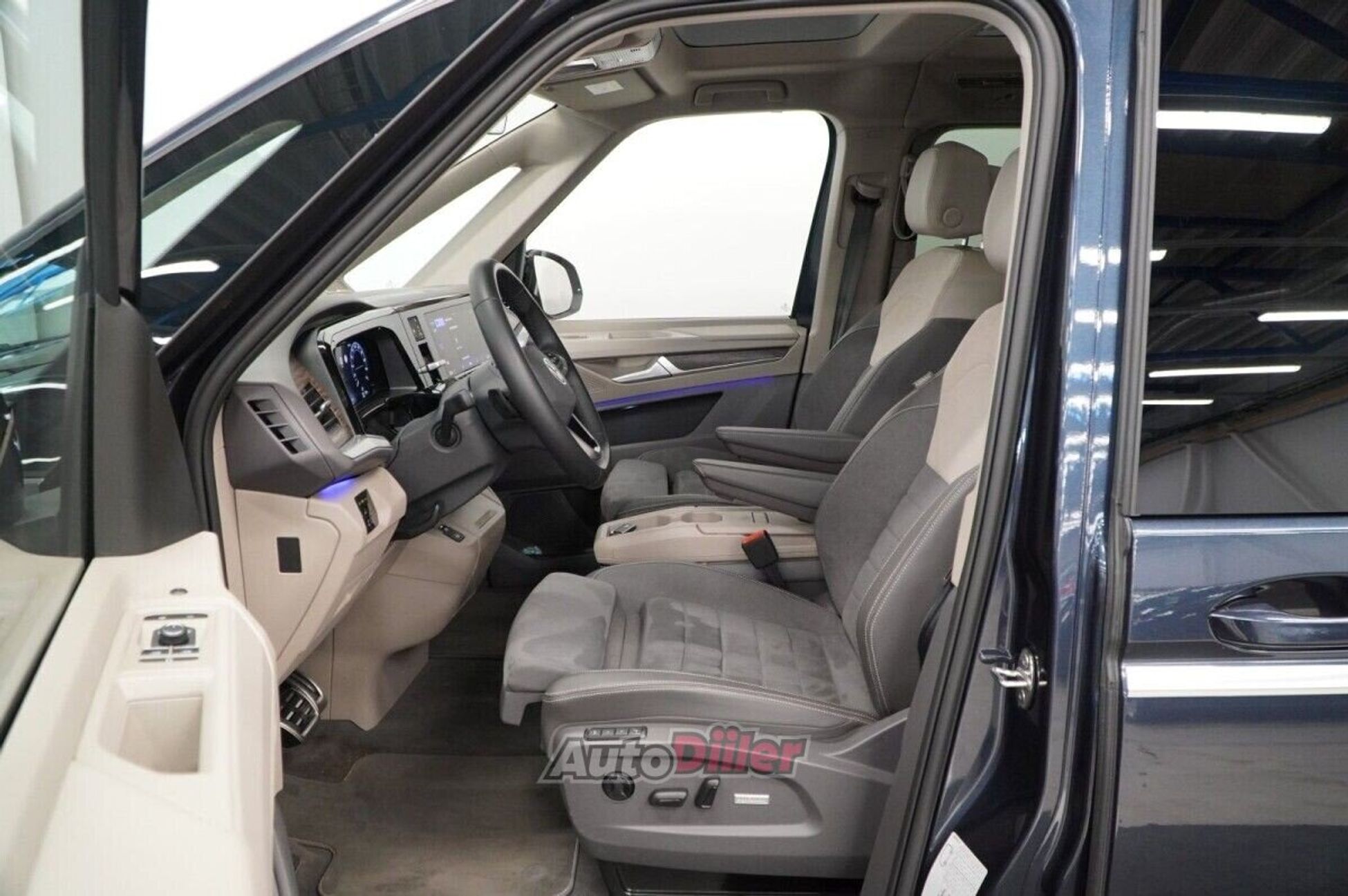 Volkswagen Multivan 2.0 110kW 2026, photo 6/10