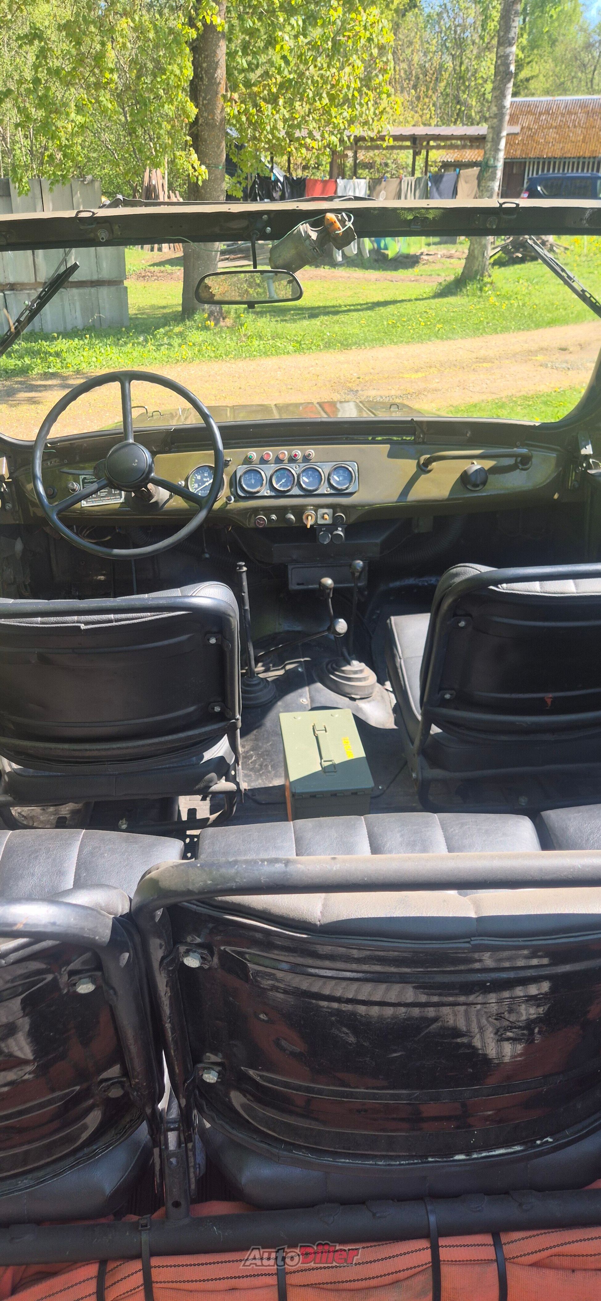 UAZ 469B 2.2 49kW 1974, kuva 5/10