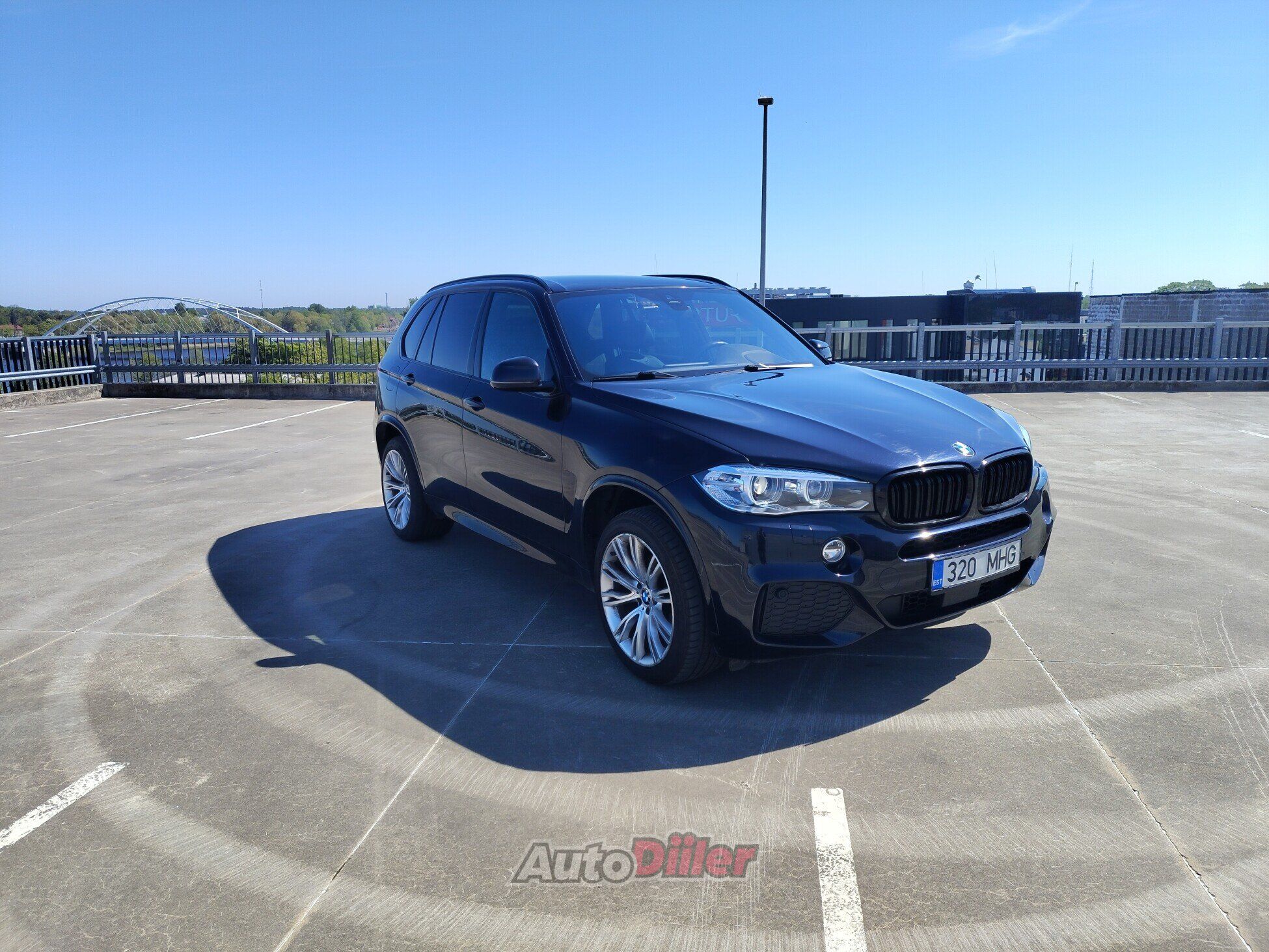BMW X5 M-pakett 3.0 190kW 2015, kuva 3/10