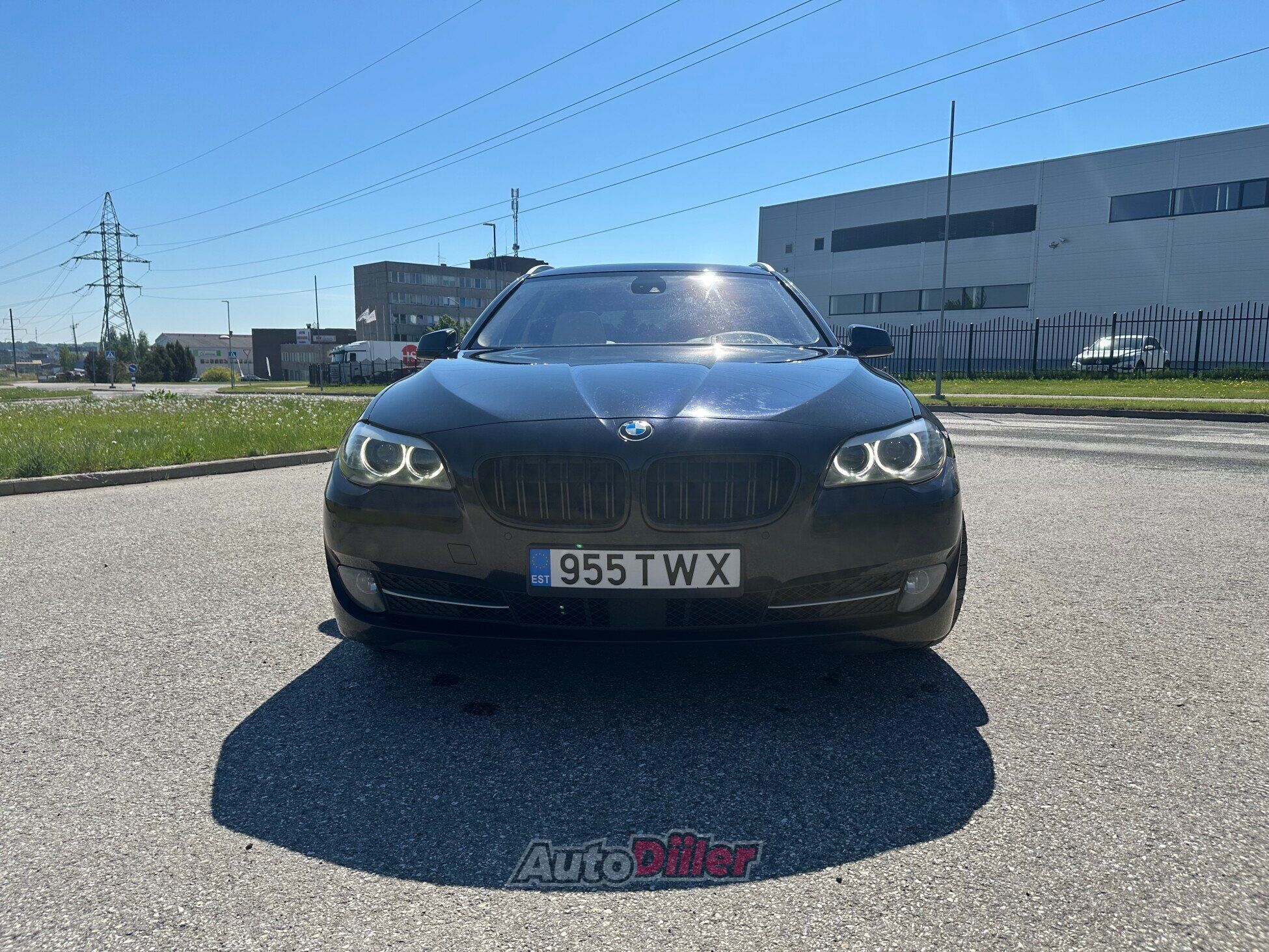 BMW 530 Individual 3.0 190kW 2012, photo 2/10