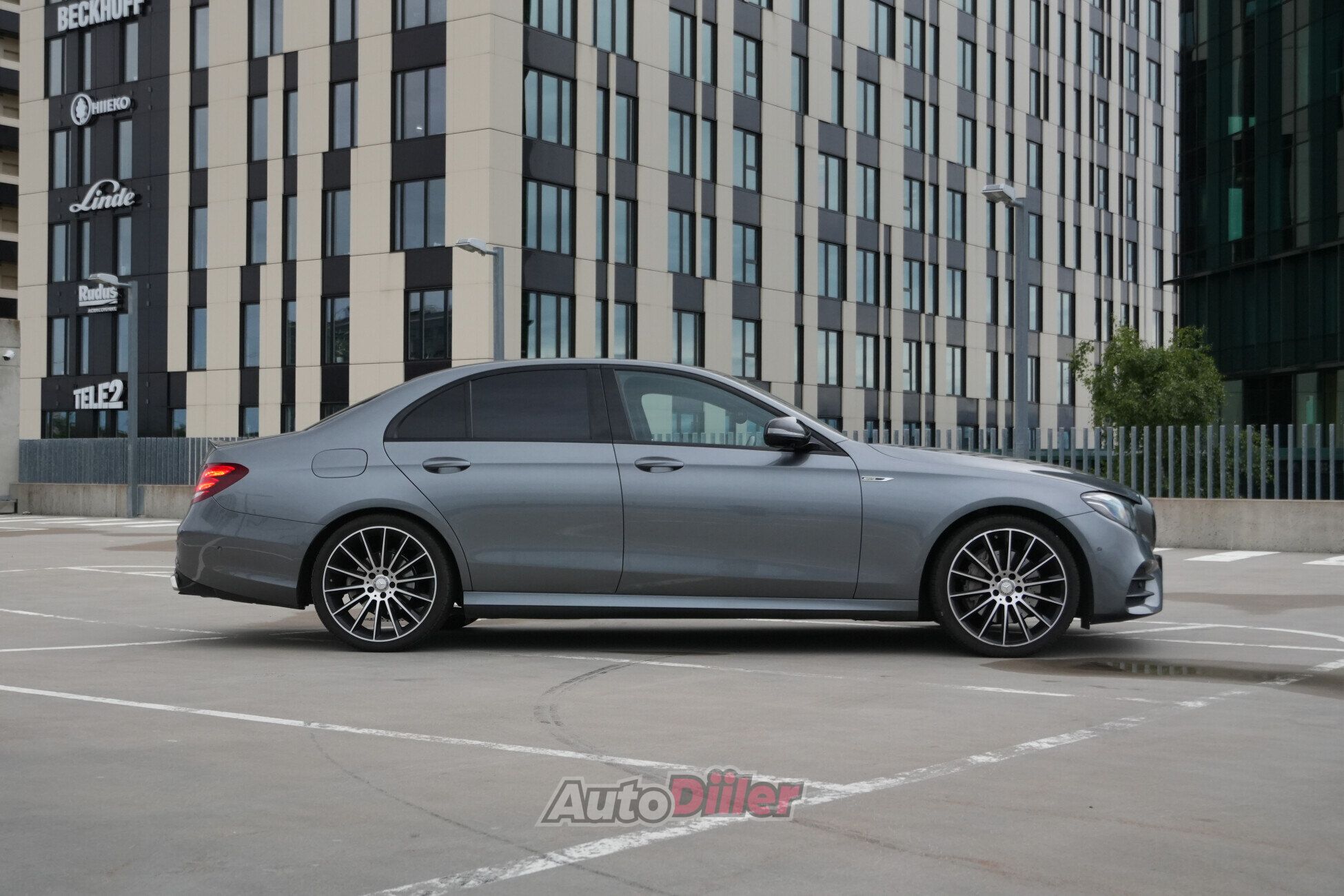 Mercedes-Benz E 220 2017, photo 3/10
