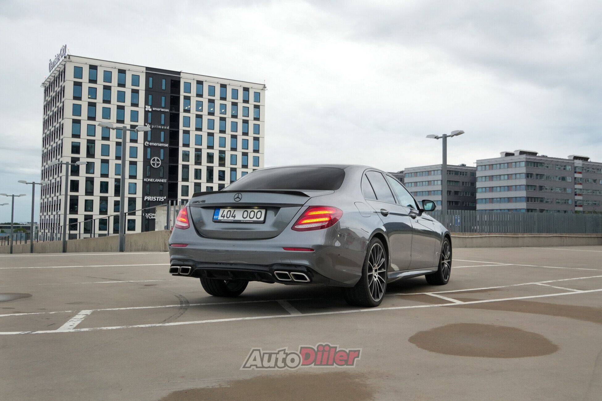 Mercedes-Benz E 220 2017, photo 4/10