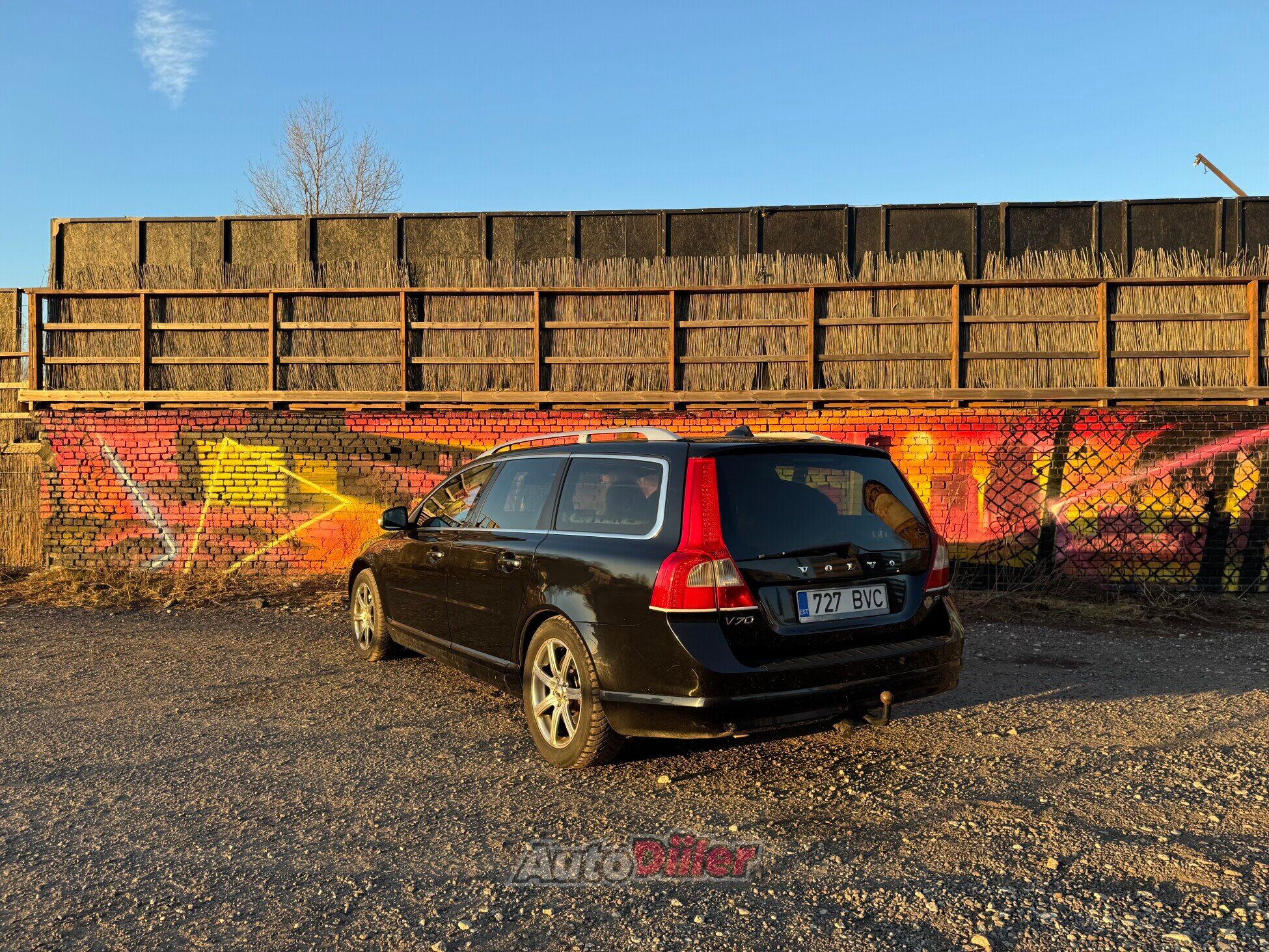 Volvo V70 2.4 136kW 2007, kuva 5/10
