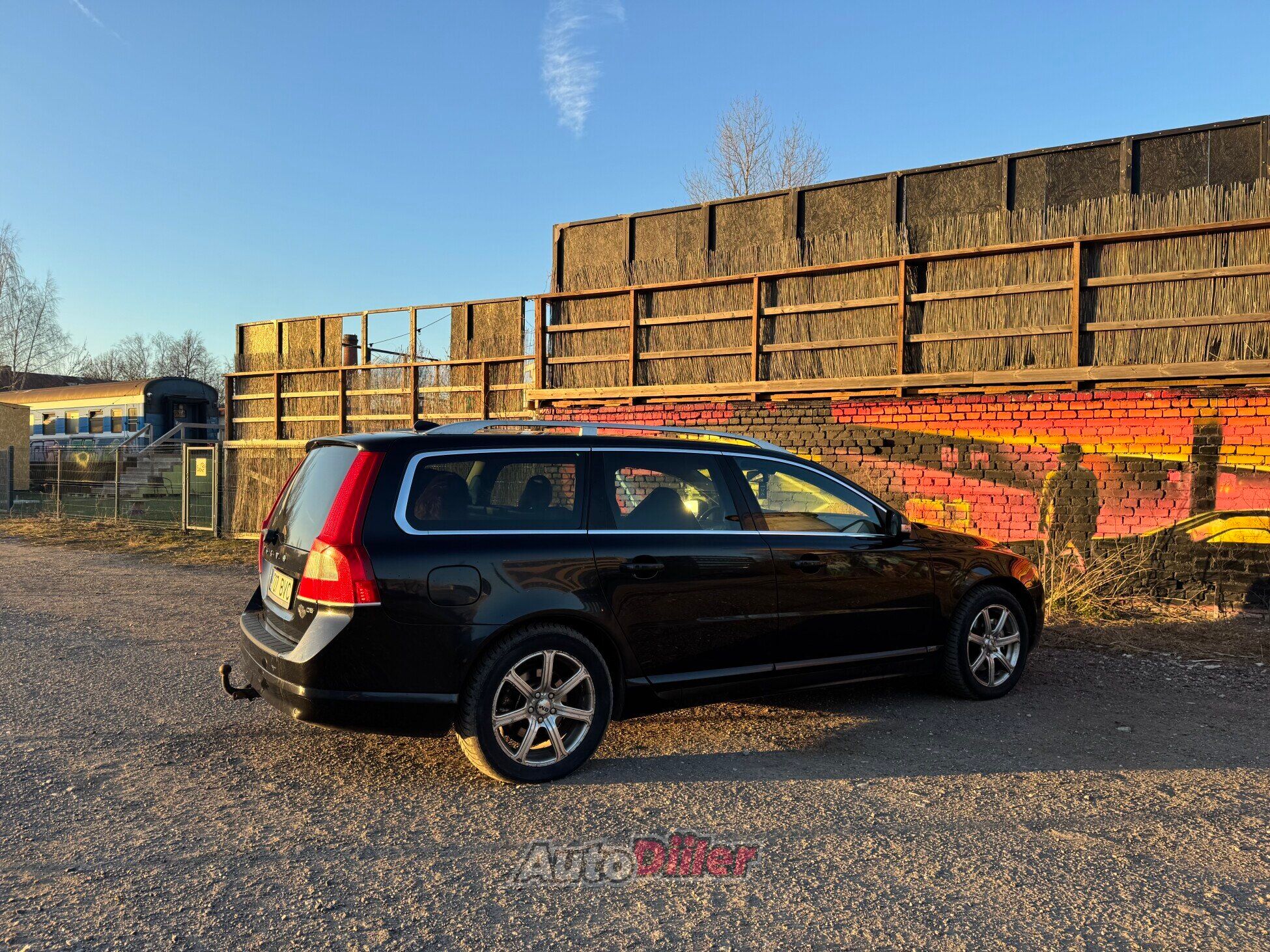 Volvo V70 2.4 136kW 2007, kuva 3/10