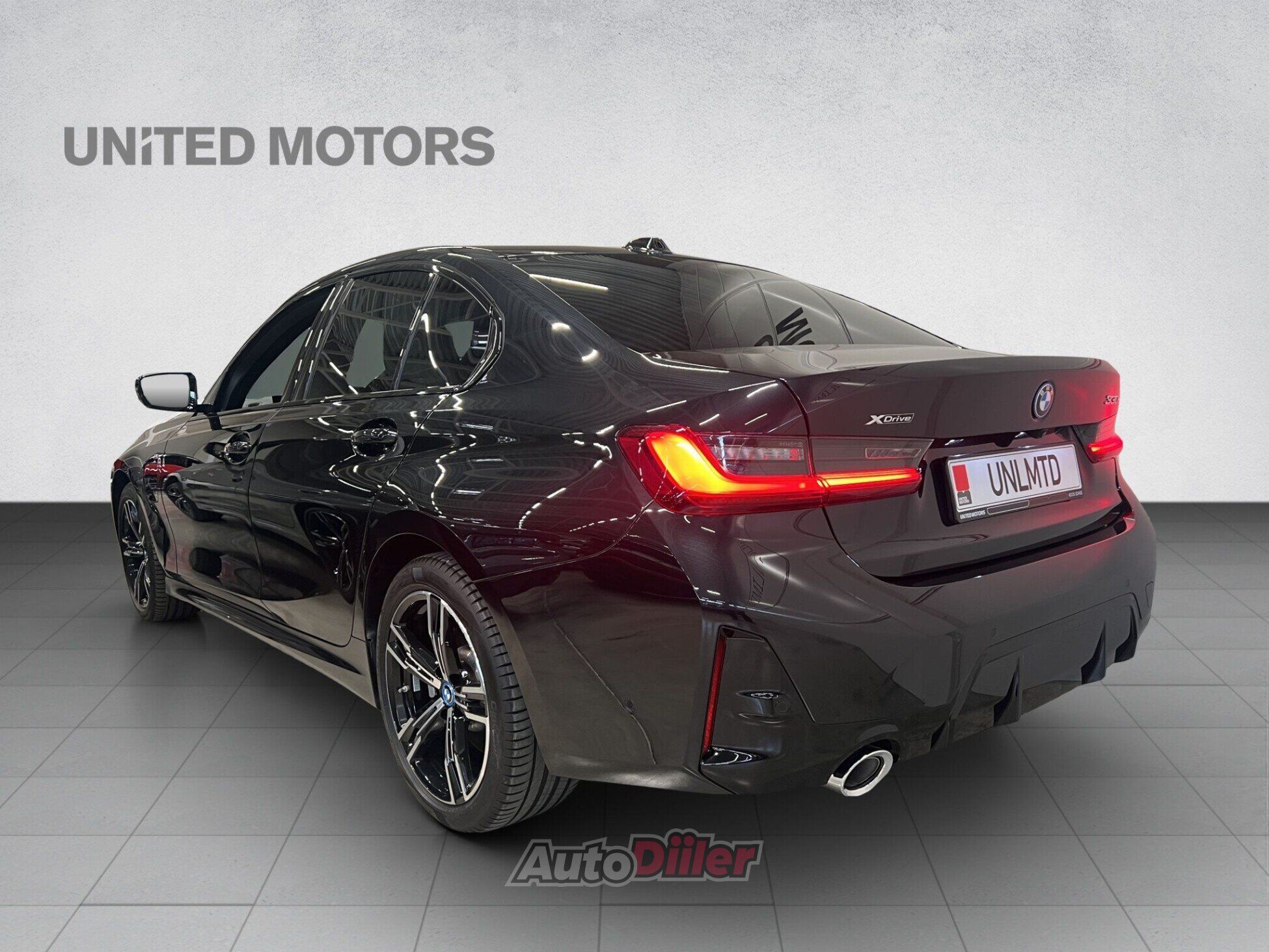 BMW 330 2.0 215 kW 2.0 135kW 2024, kuva 4/10
