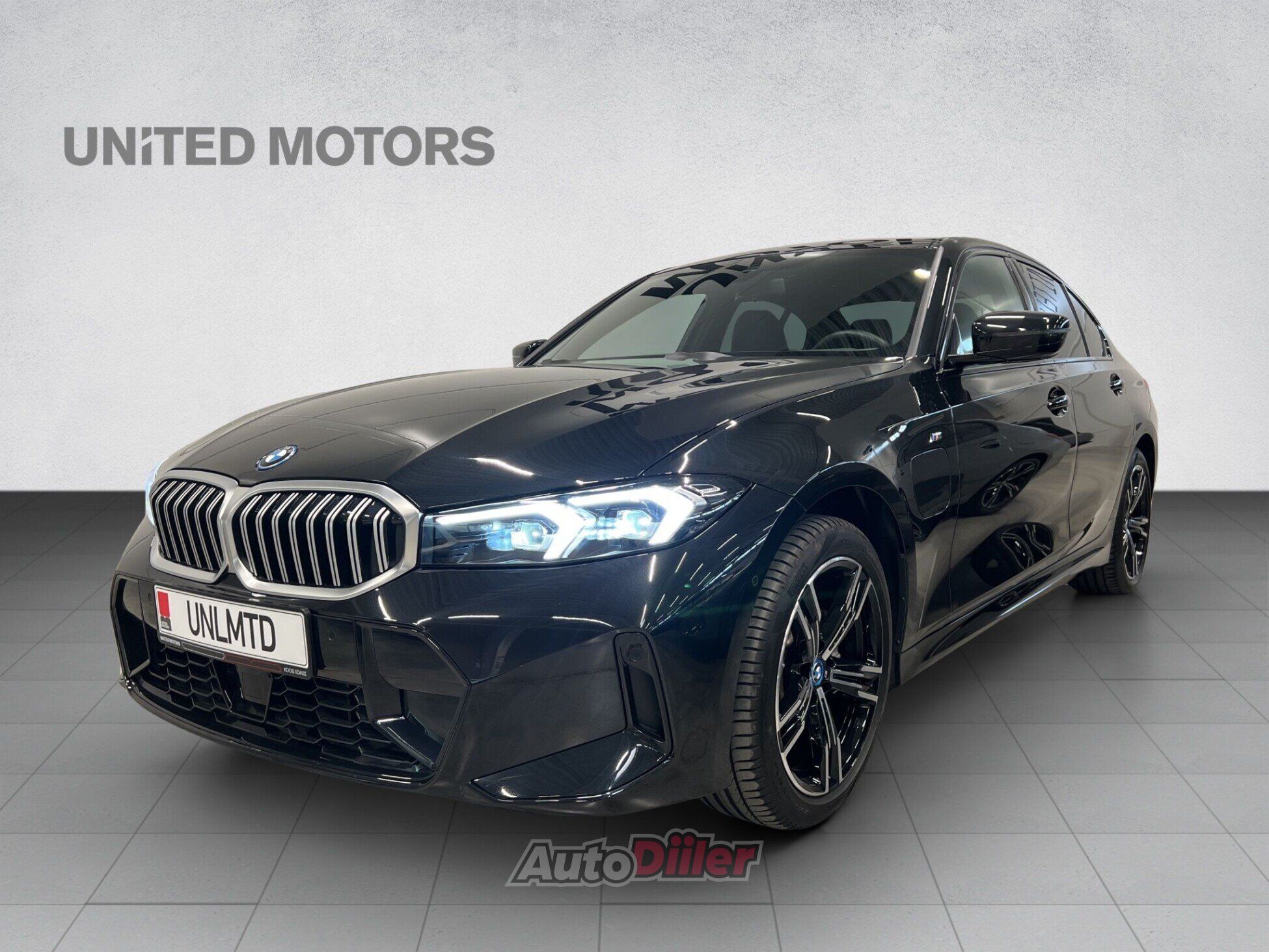 BMW 330