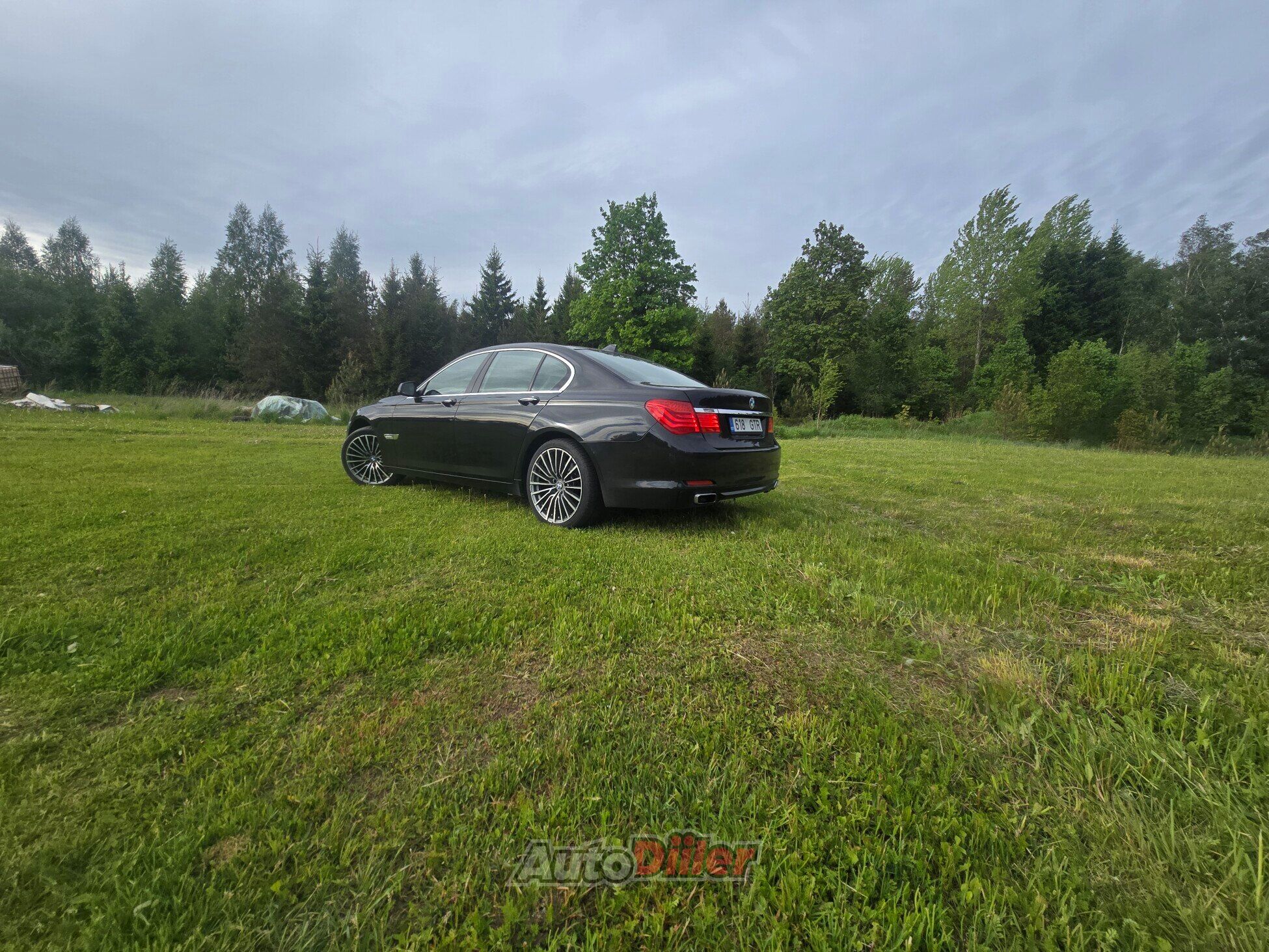 BMW 740 3.0 240kW 2009, kuva 3/9