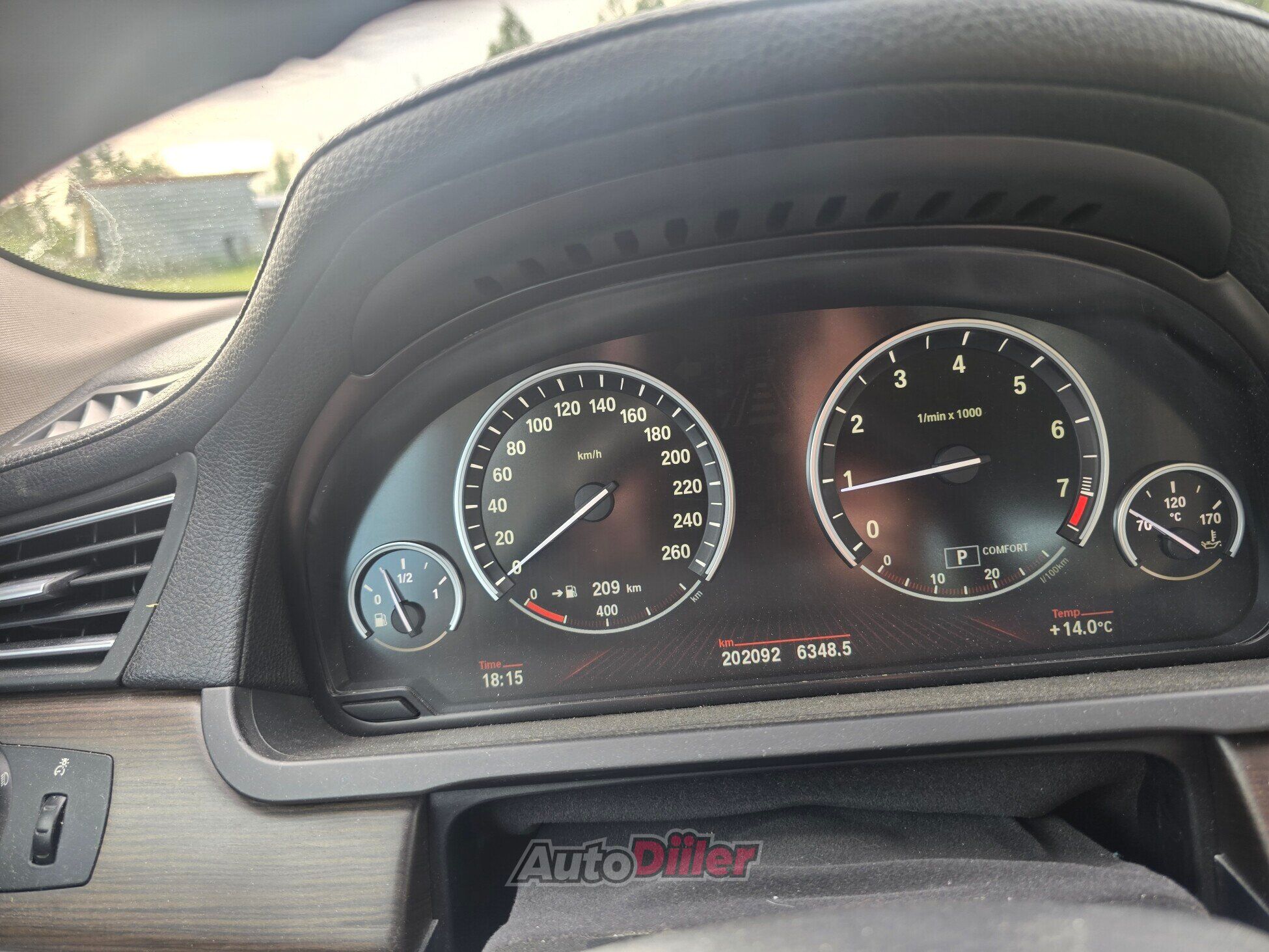 BMW 740 3.0 240kW 2009, kuva 7/9