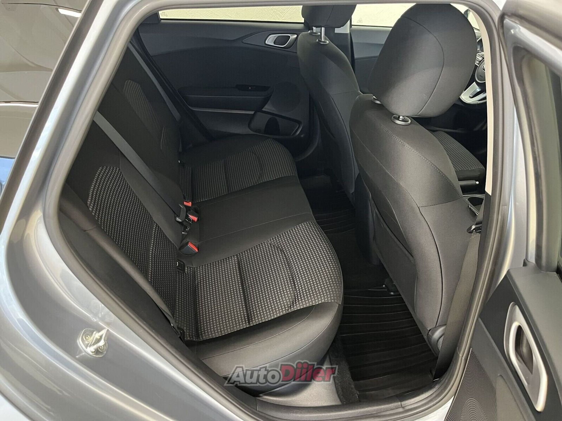 Kia cee'd / Ceed 1.5 118kW 2021, kuva 6/10