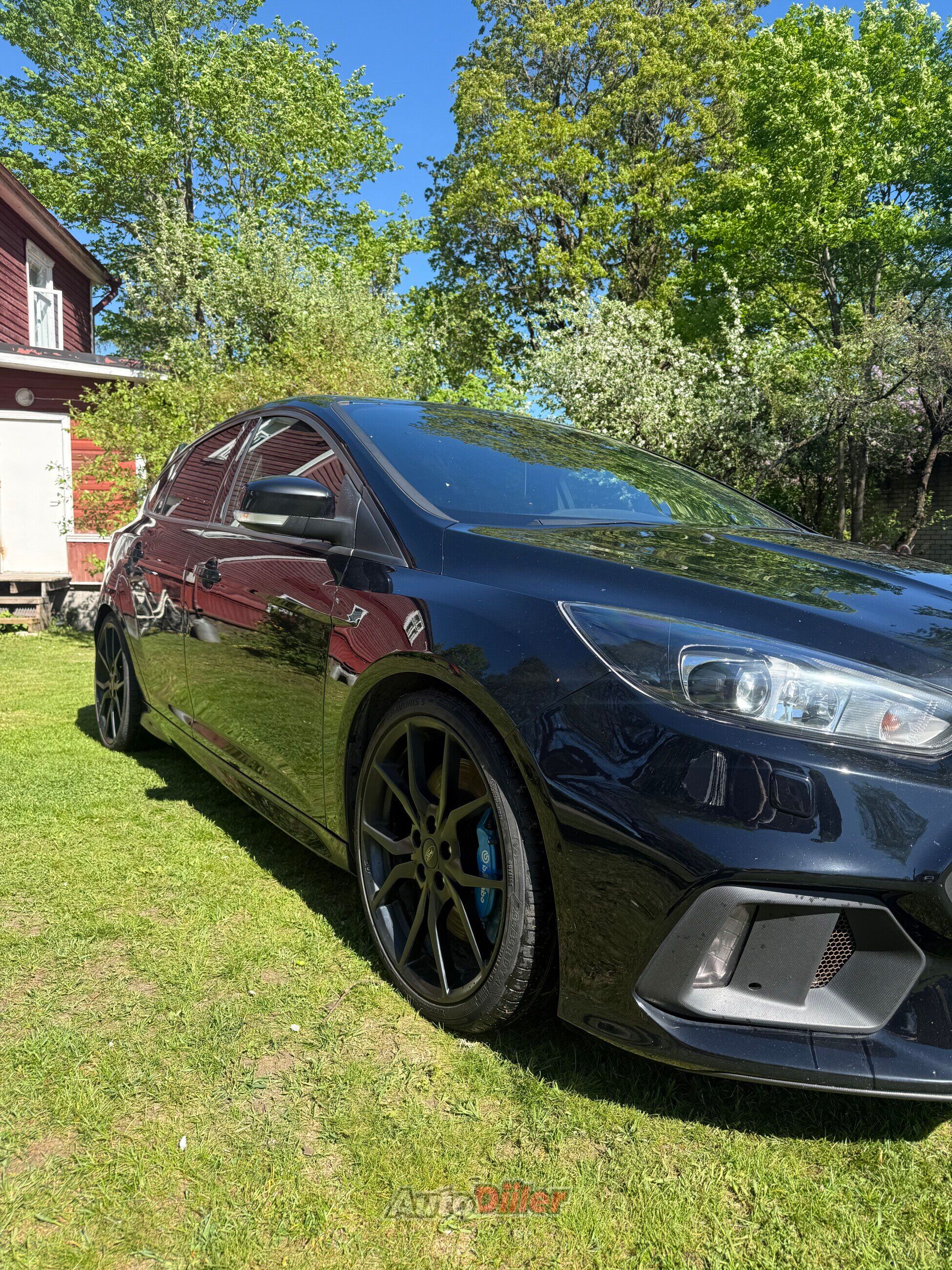 Ford Focus 2.3 257kW 2017, kuva 2/10