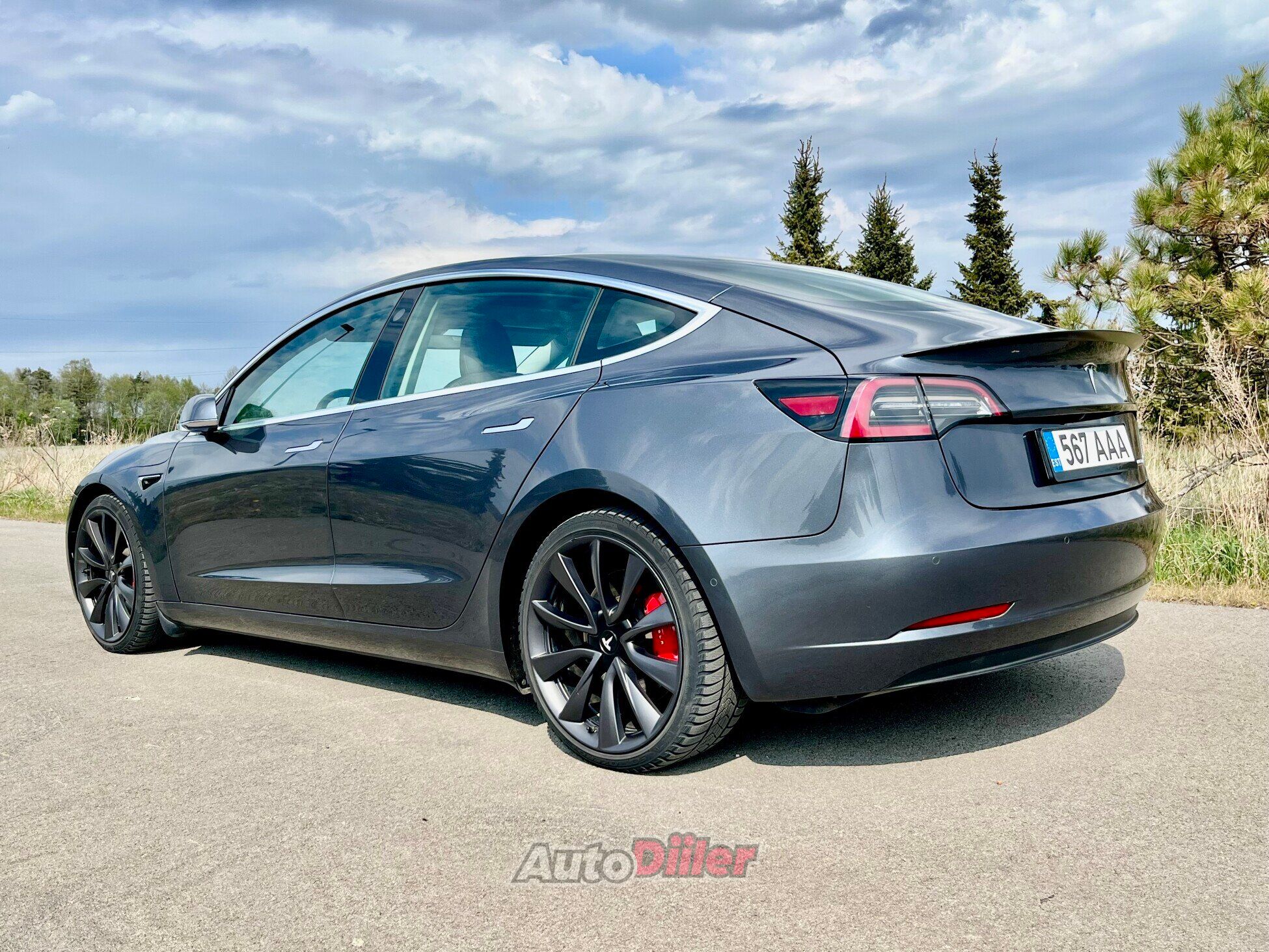 Tesla Model 3 2020, photo 2/10