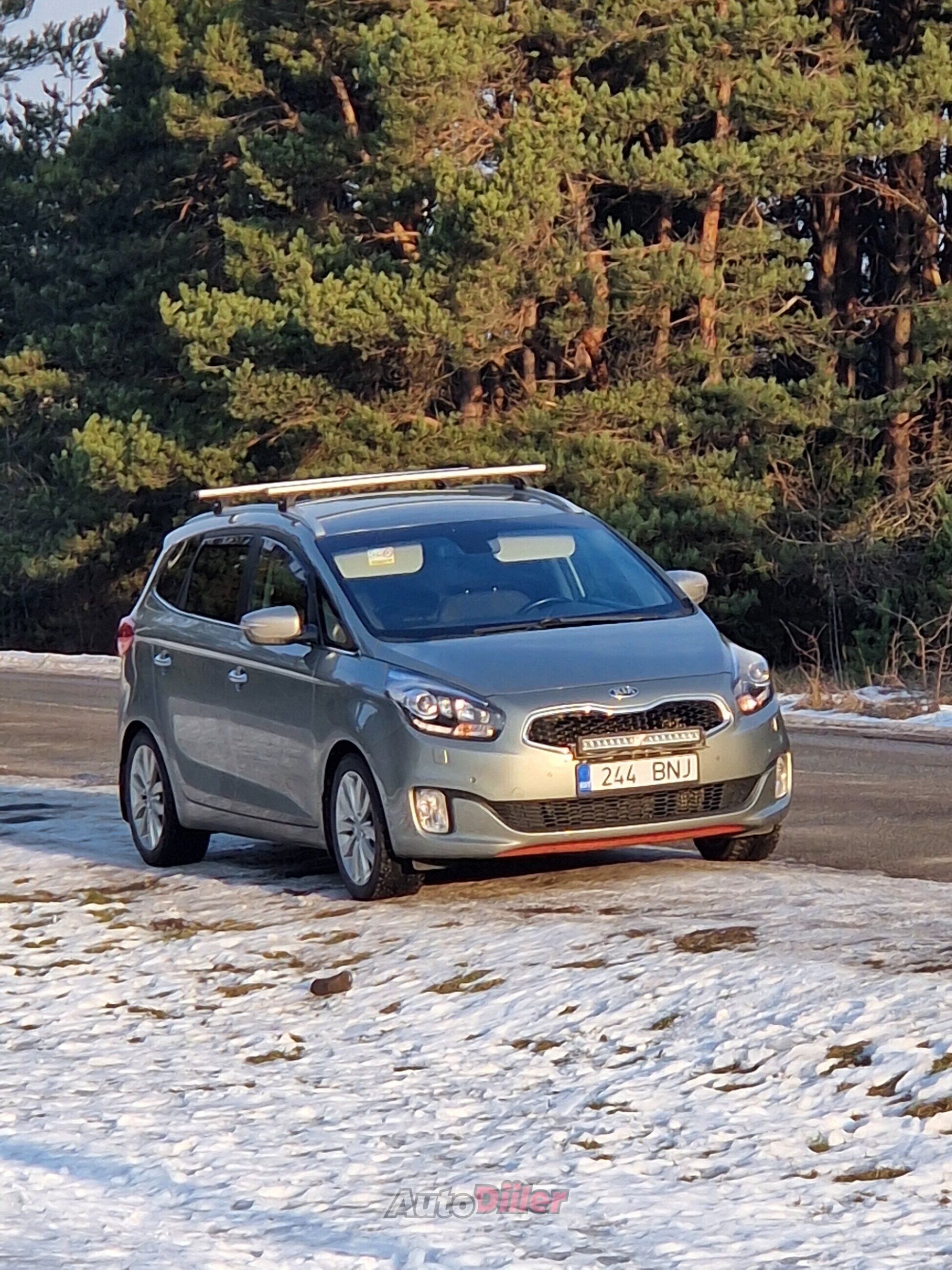 Kia Carens 1.7 100kW 2015, photo 3/9