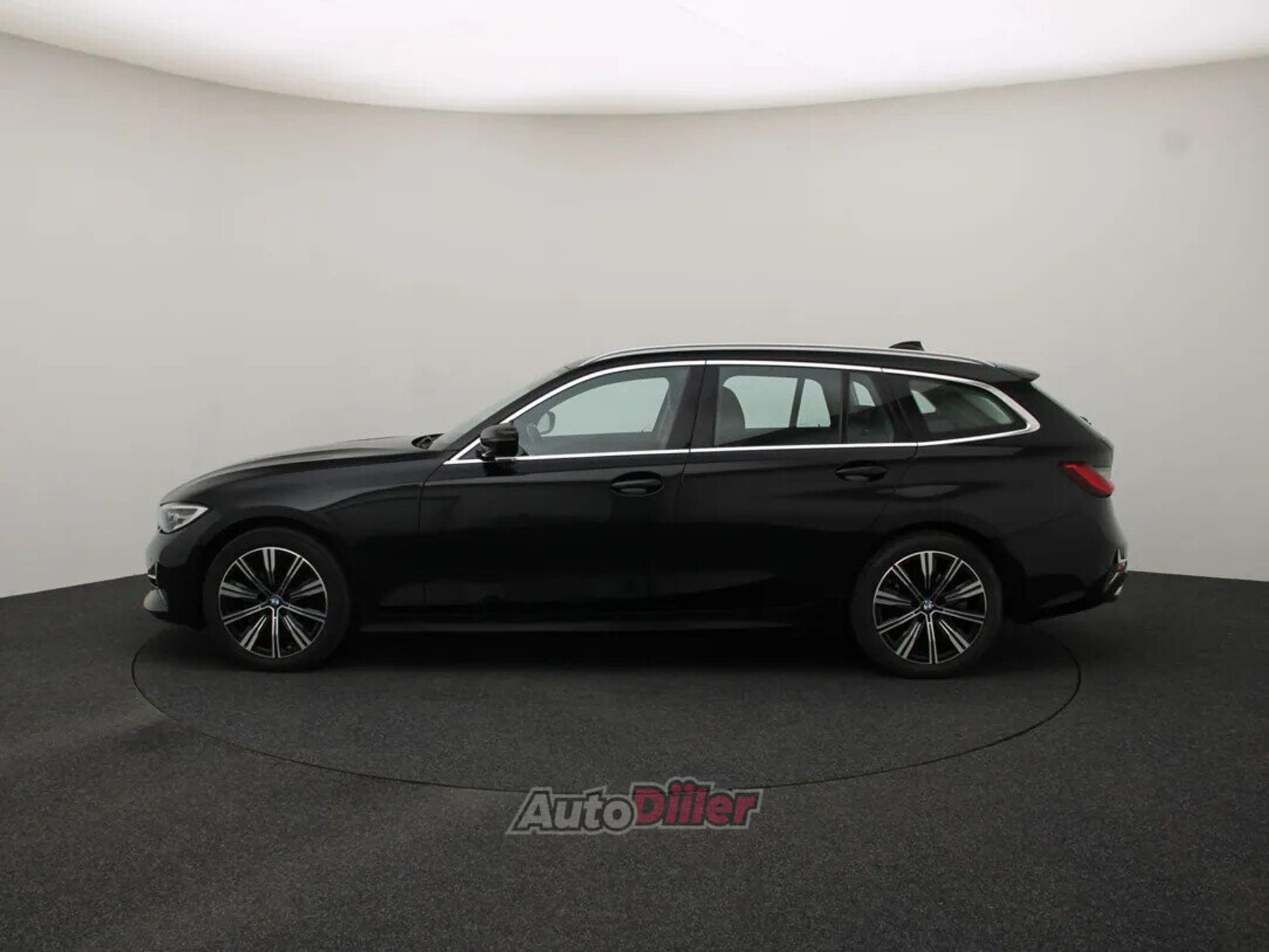 BMW 320 Luxury Line 2.0 140kW 2020, photo 6/10
