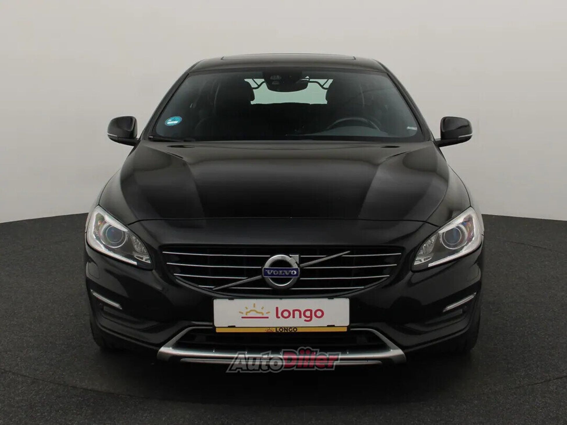 Volvo V60 Polar+ Dynamic 2.0 88kW 2017, photo 3/10