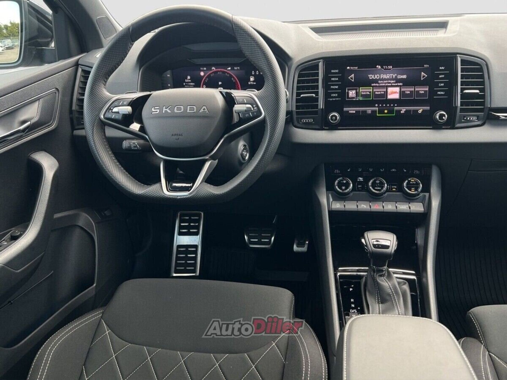 Skoda Karoq 1.5 110kW 2026, kuva 6/10