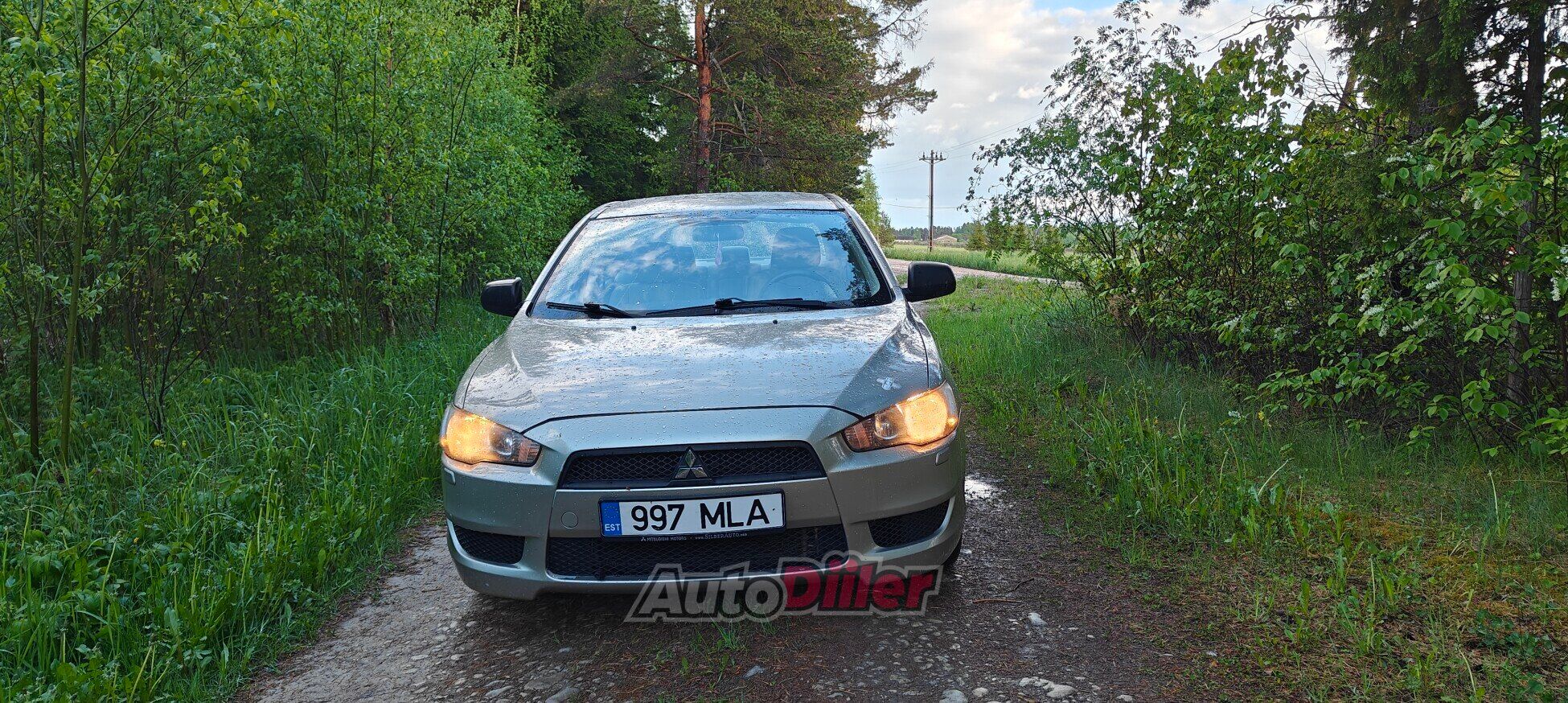 Mitsubishi Lancer