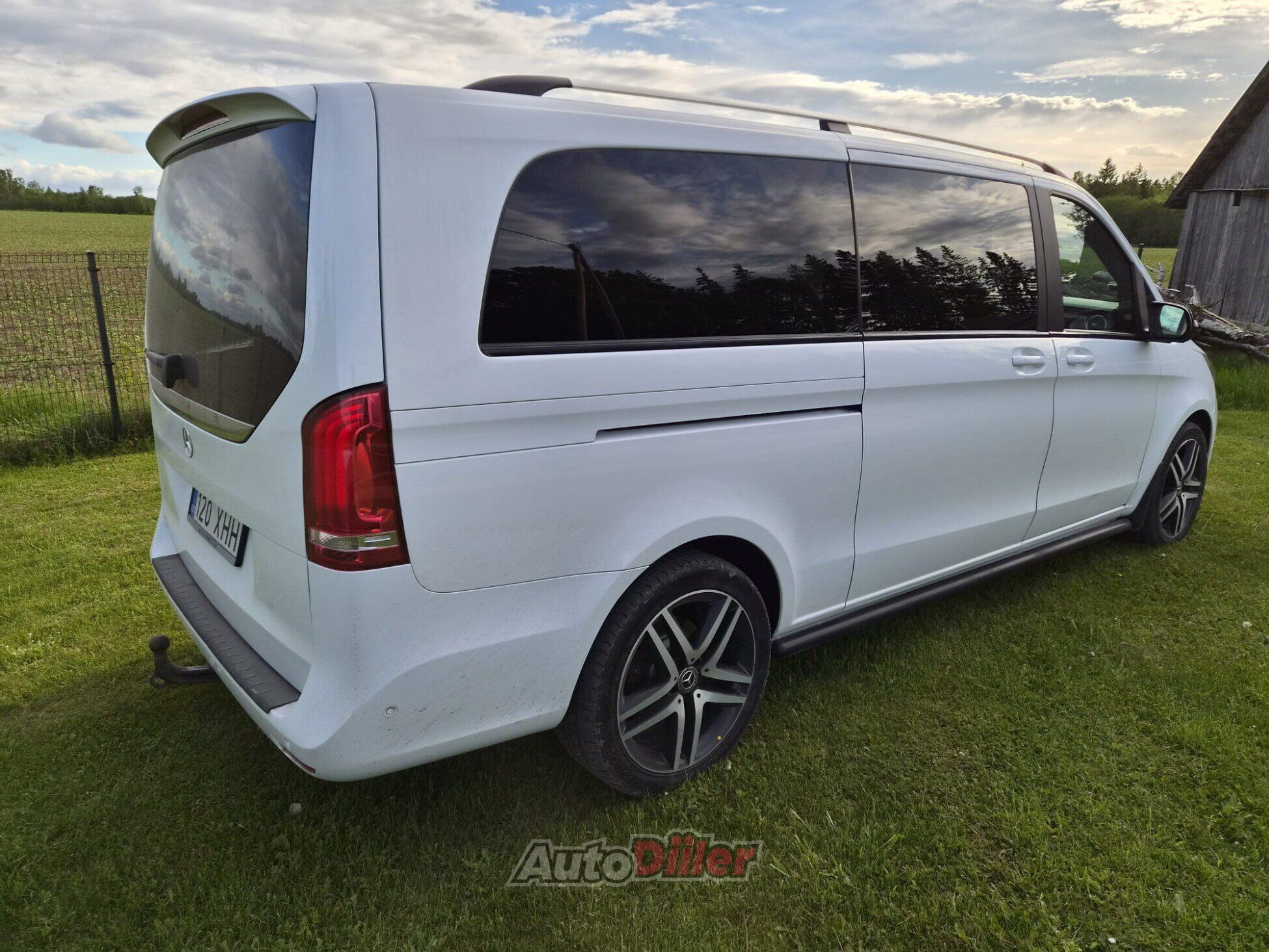 Mercedes-Benz V-sarja 2018, photo 4/10