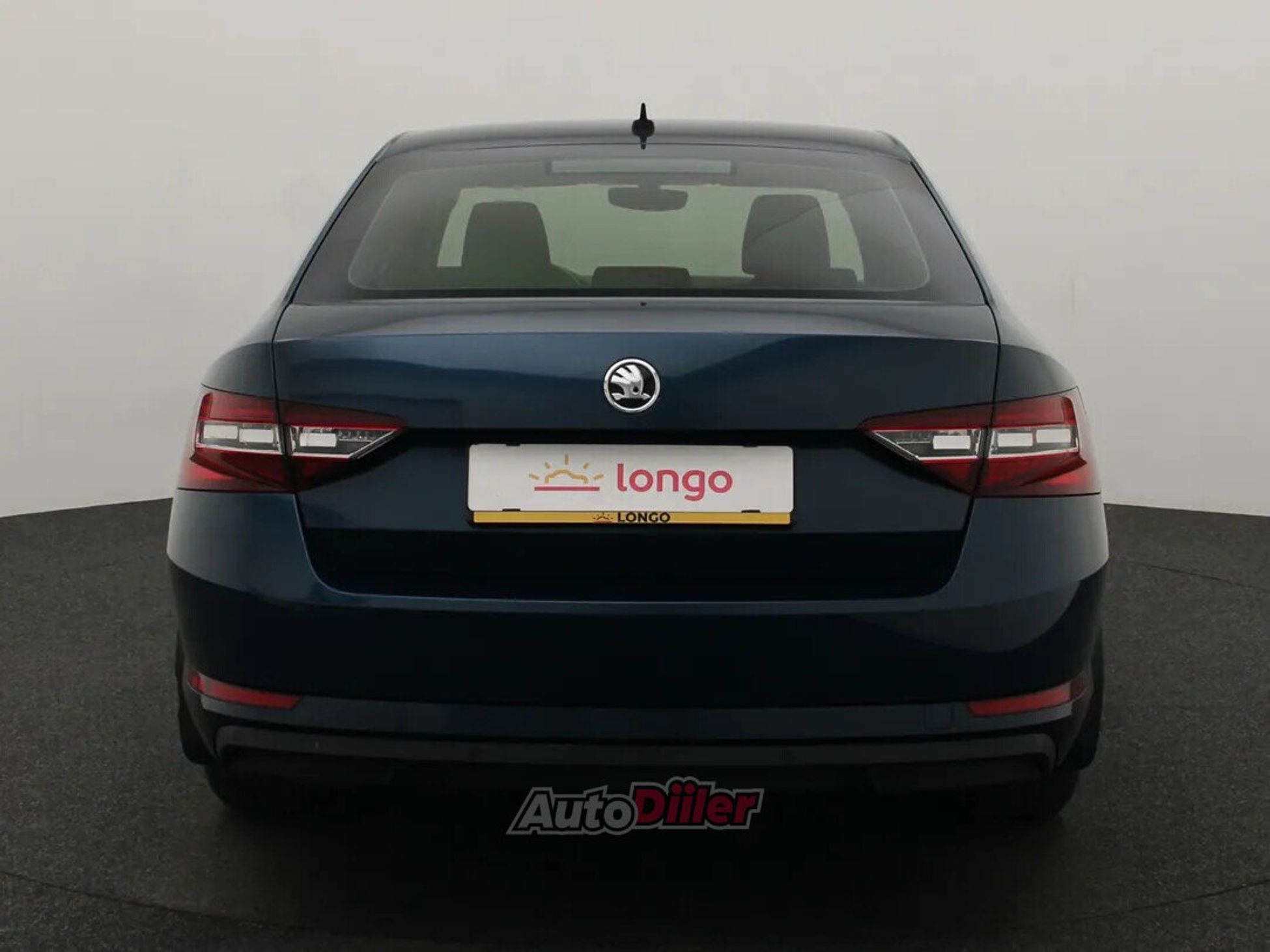 Skoda Superb Ambition 1.8 132kW 2016, kuva 5/10