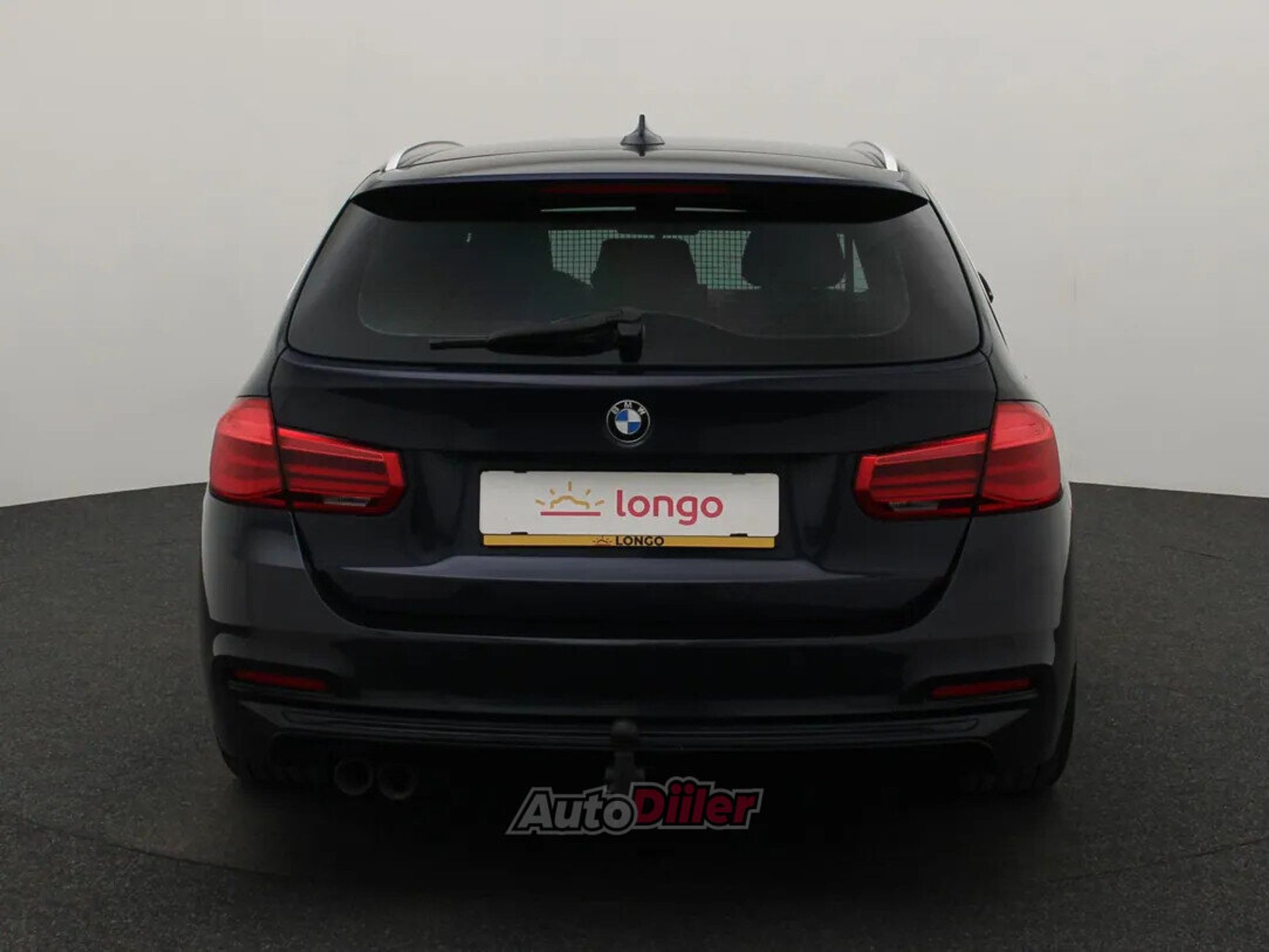 BMW 320 High Executive 2.0 120kW 2017, photo 5/10