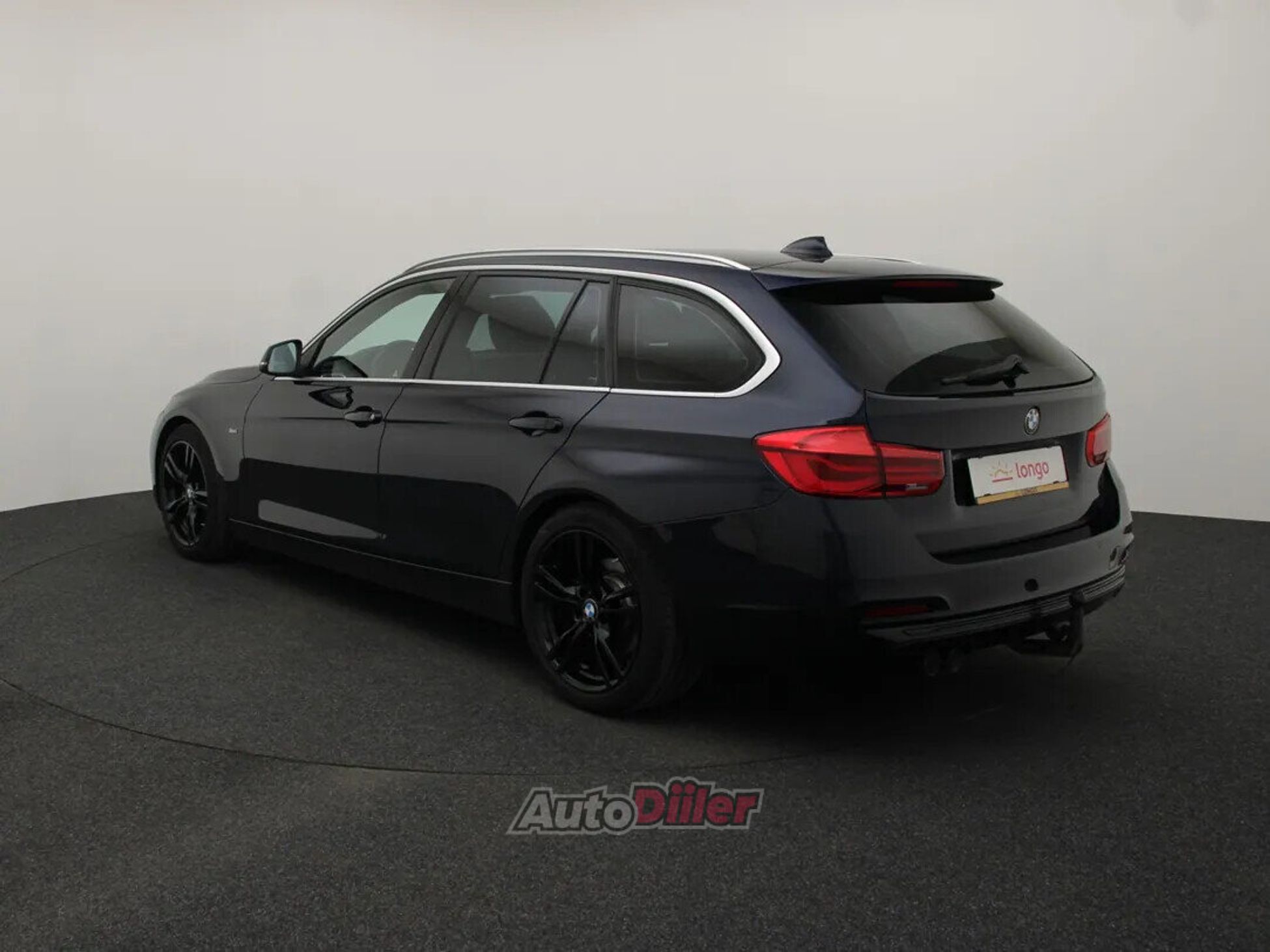 BMW 320 High Executive 2.0 120kW 2017, photo 7/10