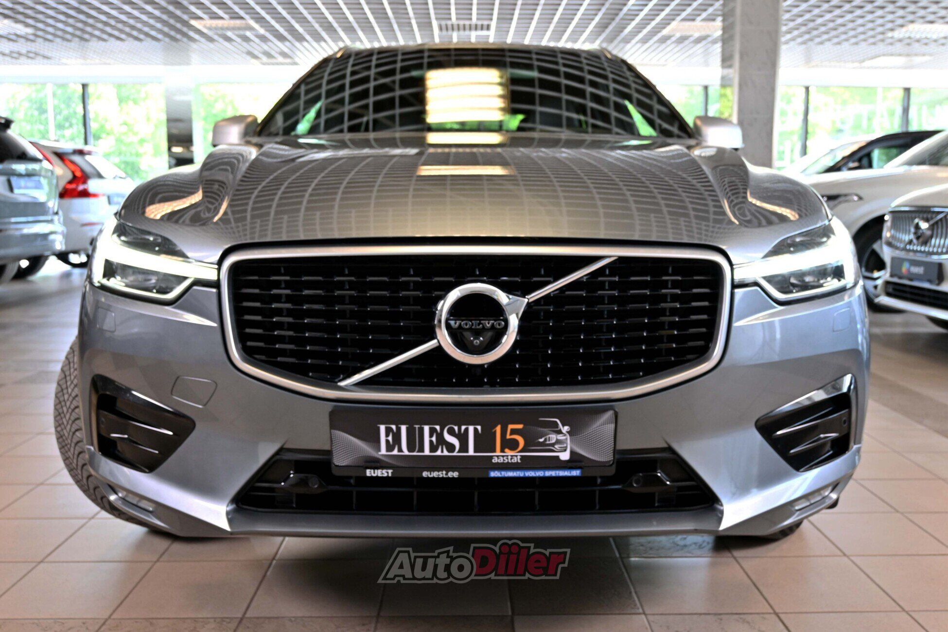 Volvo XC60 2017, photo 5/10