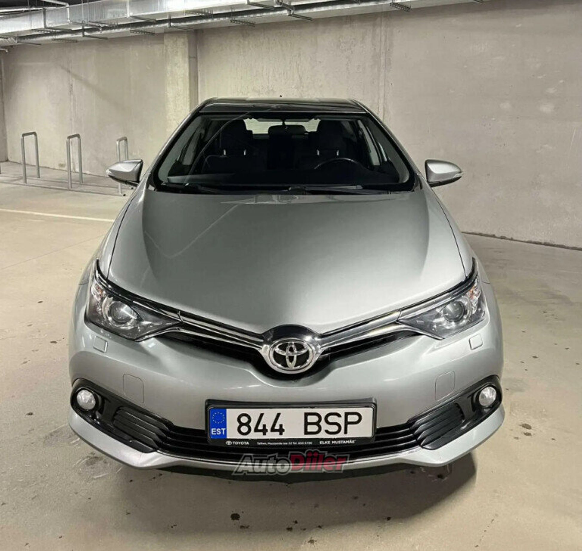 Toyota Auris 1.6 97kW 2016, photo 7/7