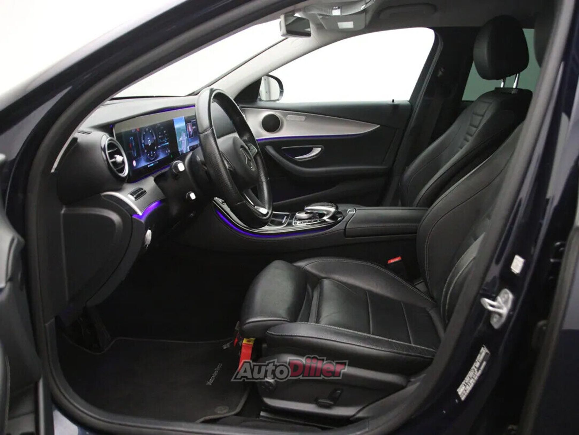 Mercedes-Benz E 220 Avantgarde 2.0 143kW 2017, kuva 4/10