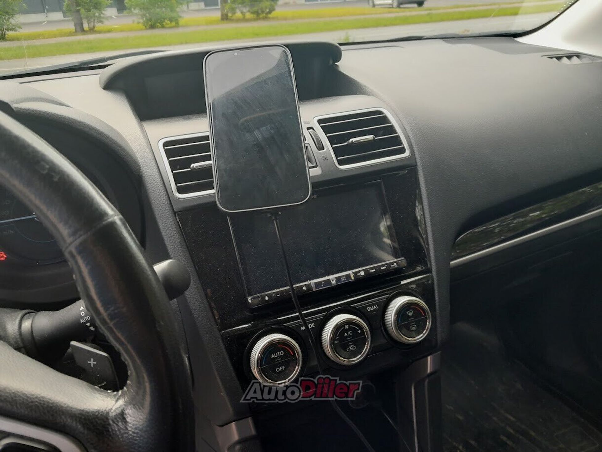 Subaru Forester 2.0 110kW 2016, photo 3/4