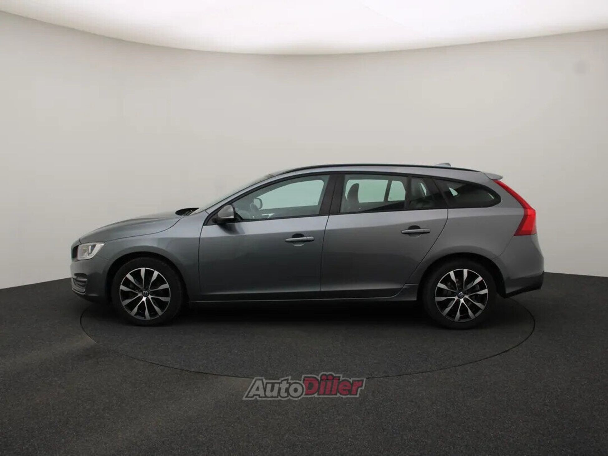 Volvo V60 Summum 2.0 110kW 2018, kuva 6/10