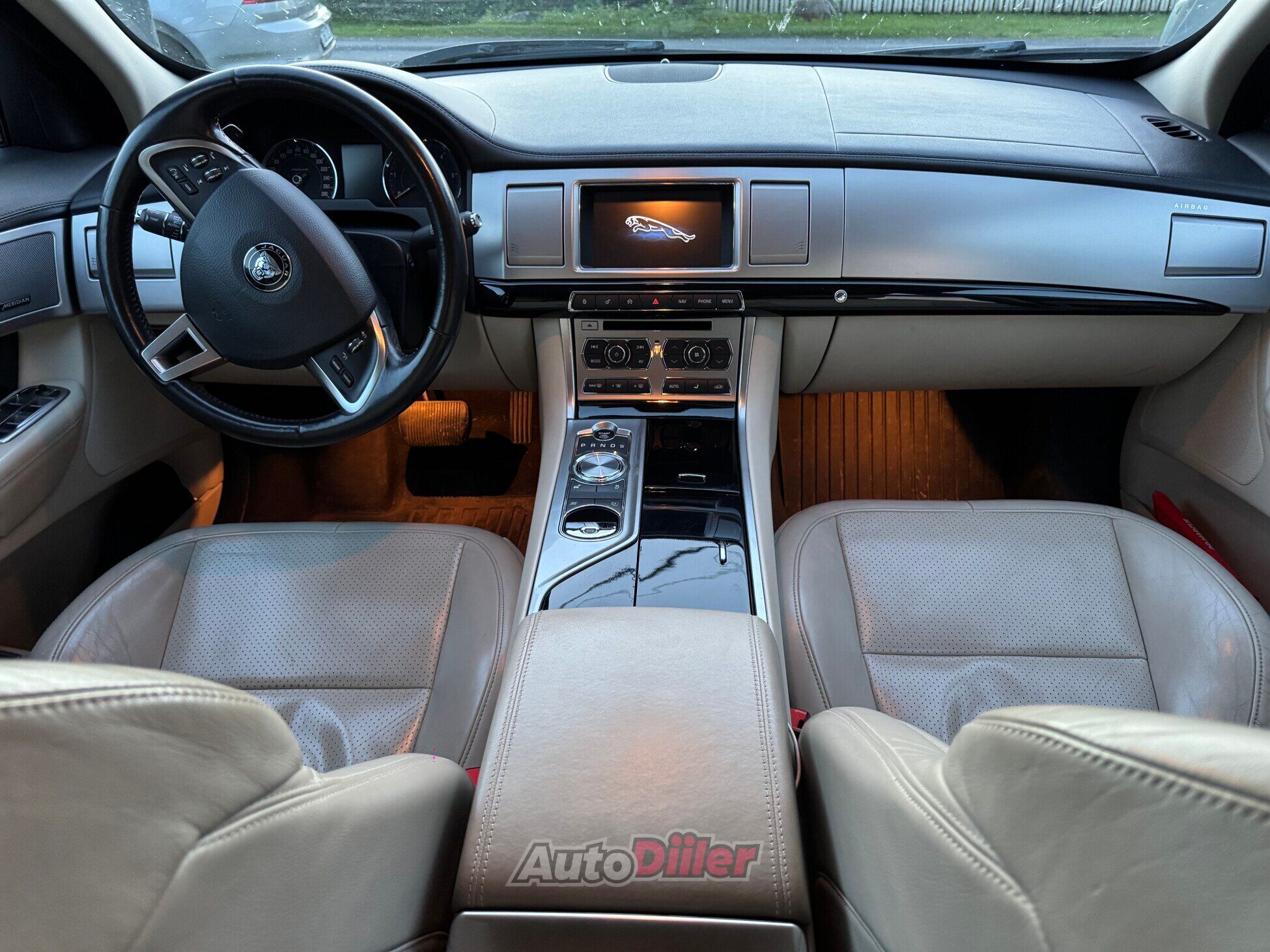 Jaguar XF 3.0 177kW 2014, photo 6/8