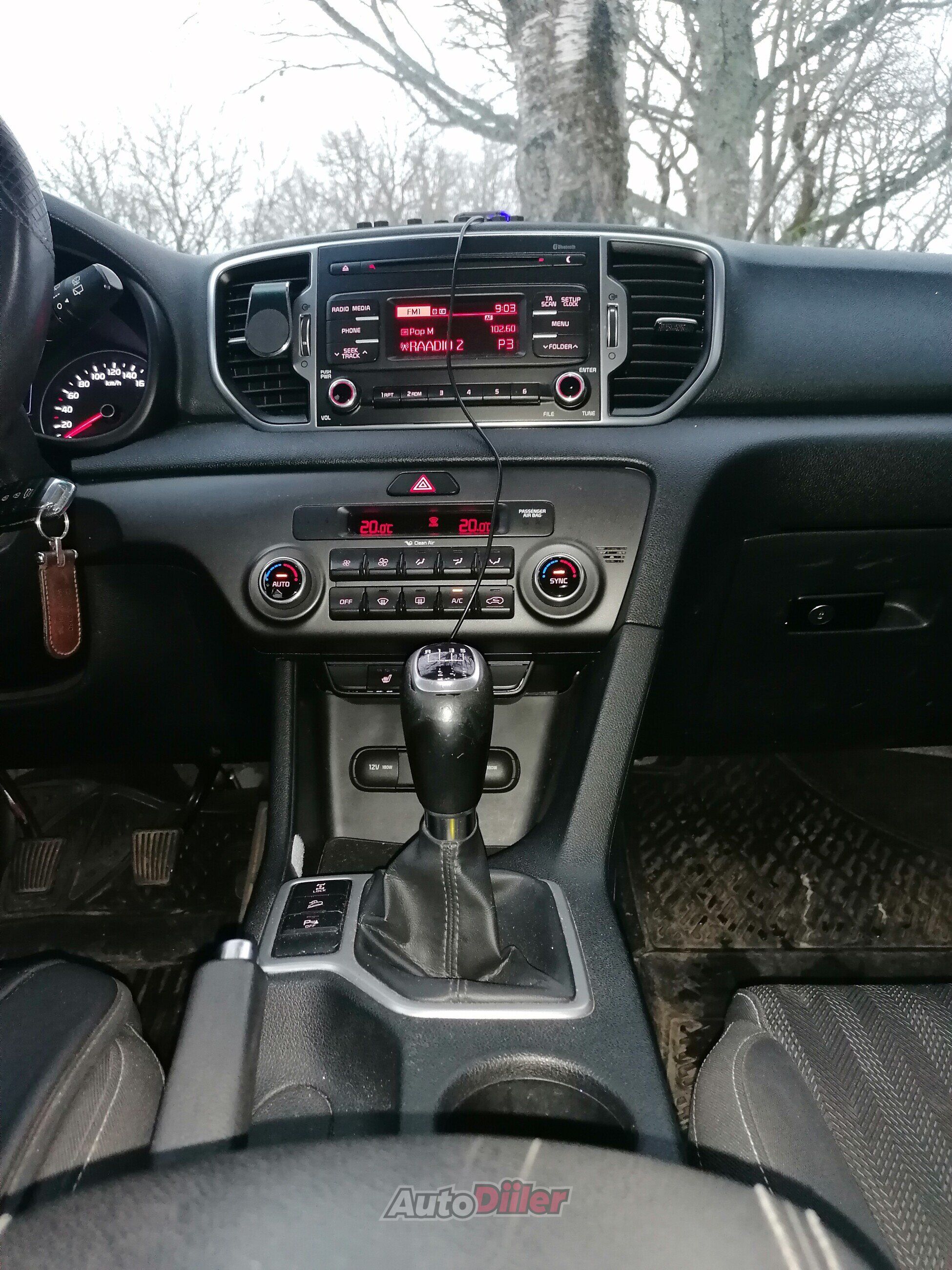 Kia Sportage 2.0 100kW 2016, kuva 3/6