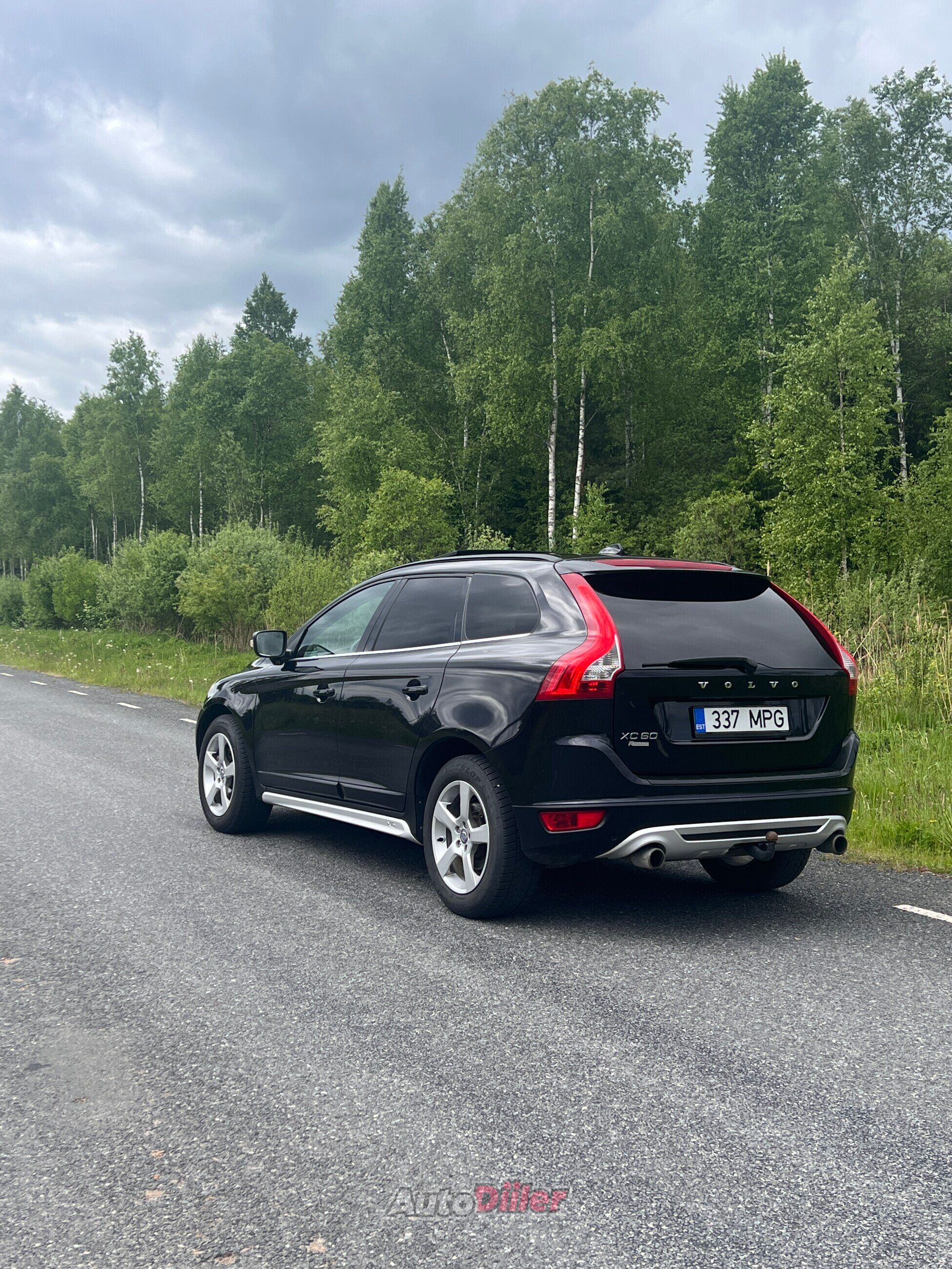 Volvo XC60 R-Design 2.4 129kW 2009, photo 2/10