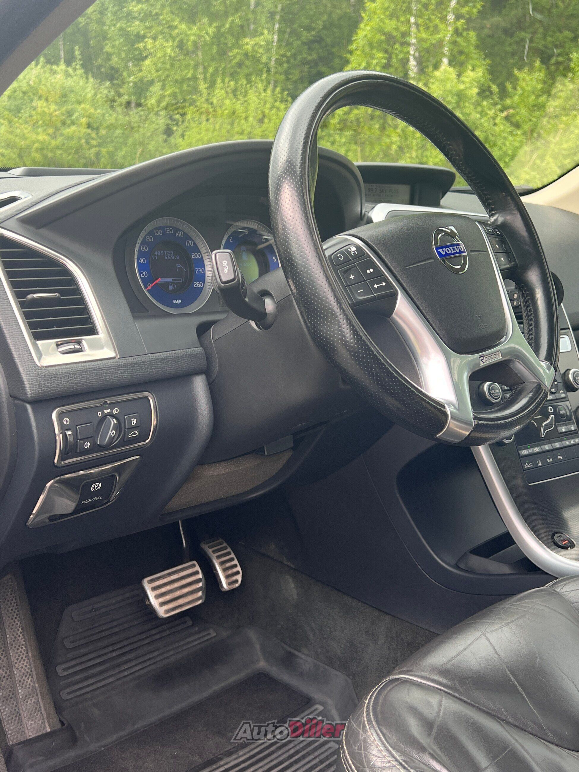 Volvo XC60 R-Design 2.4 129kW 2009, photo 5/10