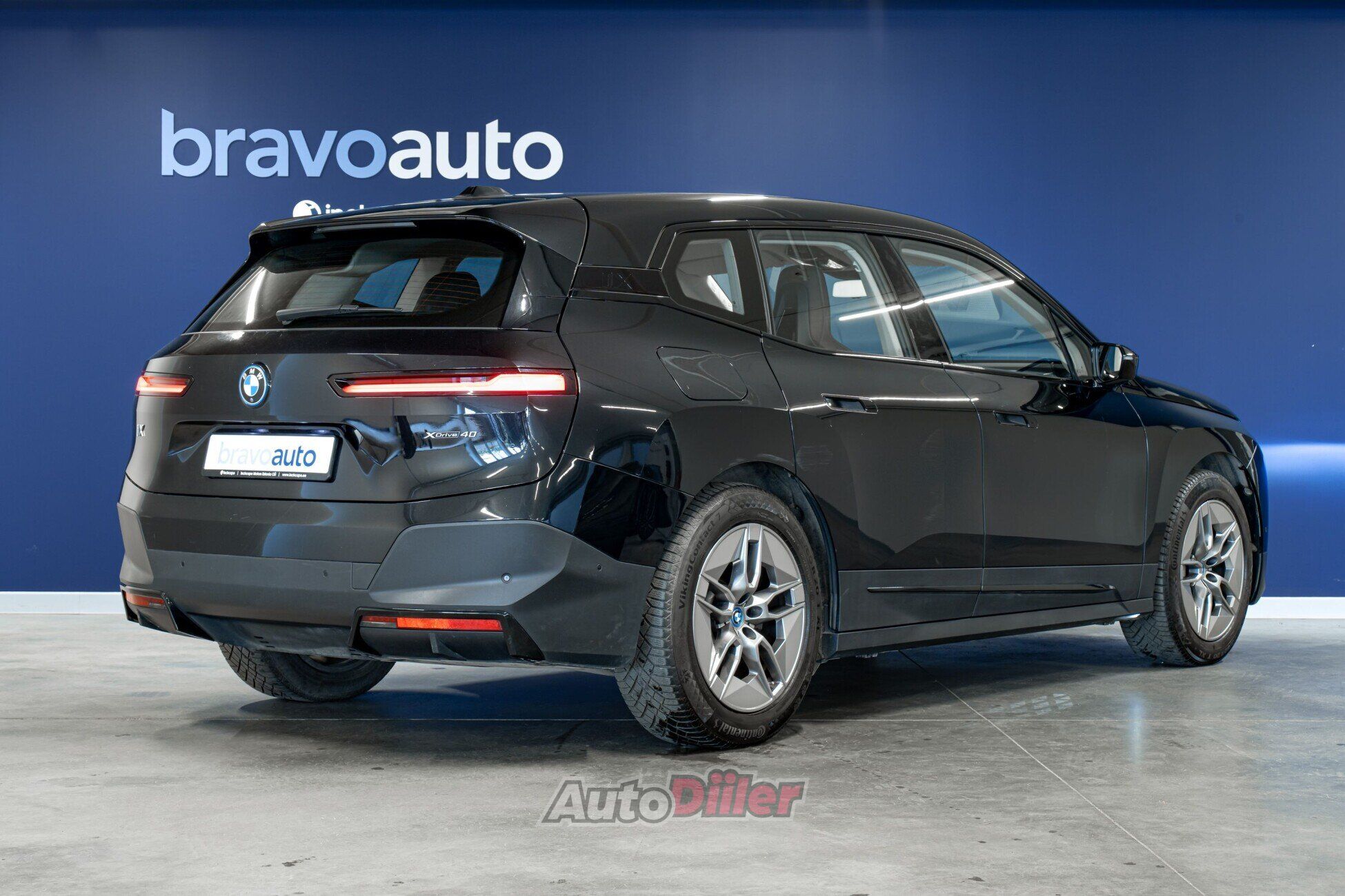 BMW iX AWD Automatic 240 kW 102kW 2022, photo 3/10