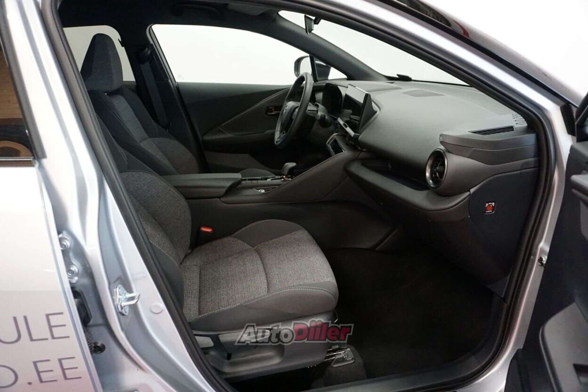 Toyota C-HR 2026, photo 6/10