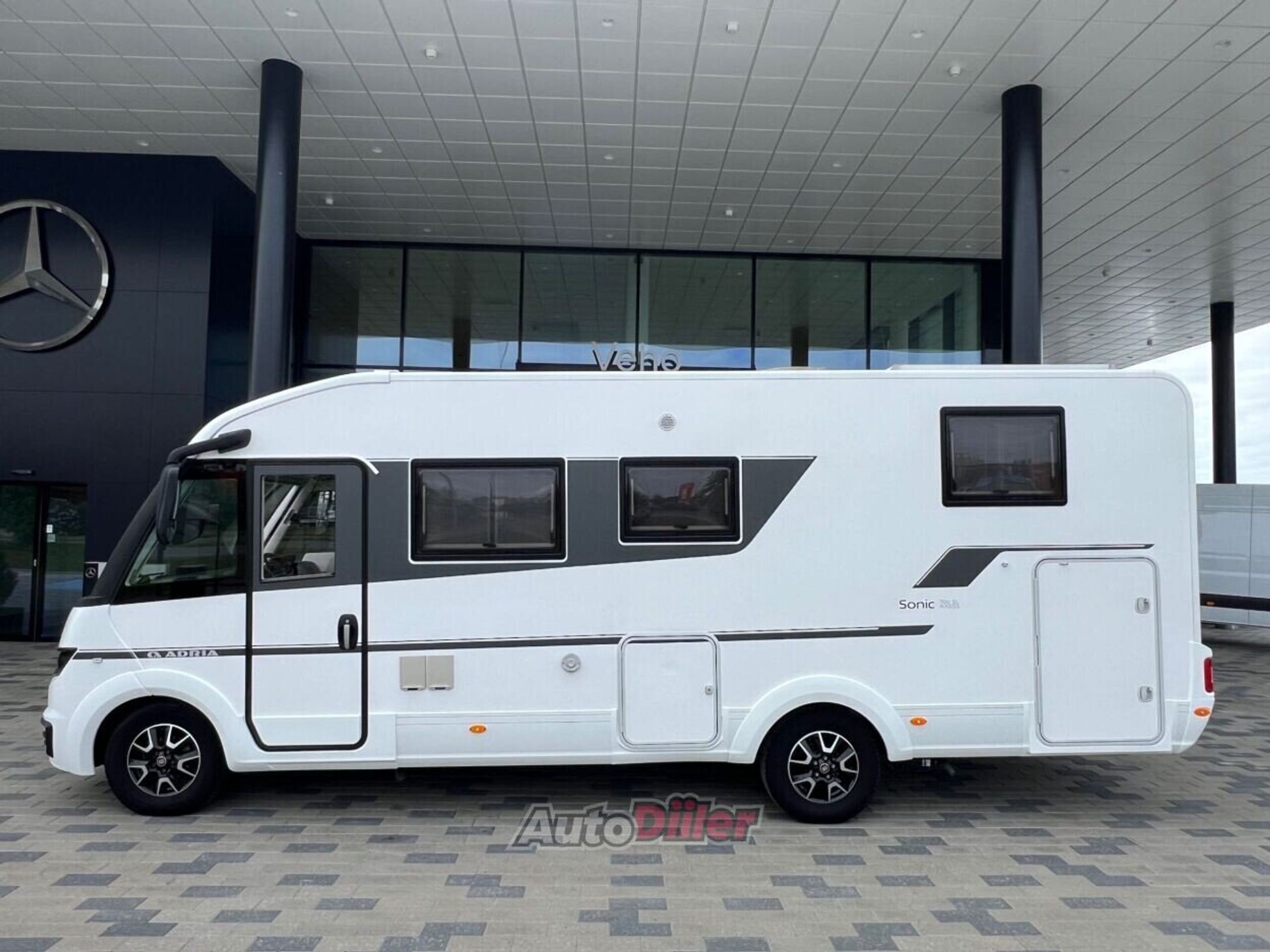 Adria Sonic 700SL 2.3 118kW 2020, photo 5/10