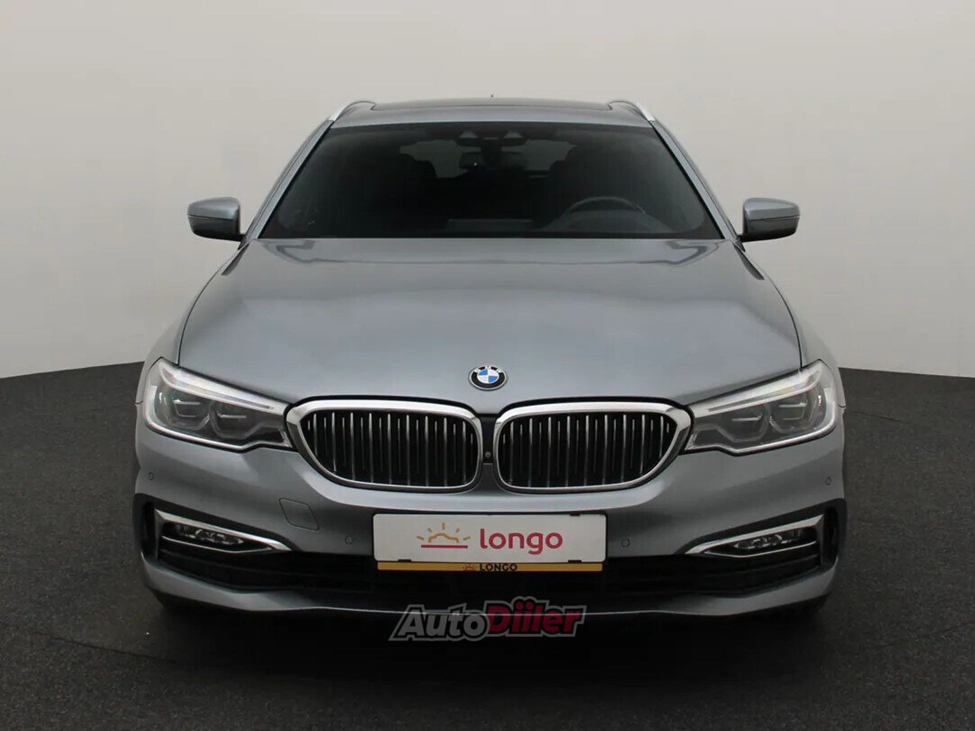 BMW 530 xDrive Luxury Line 3.0 195kW 2017, photo 3/10