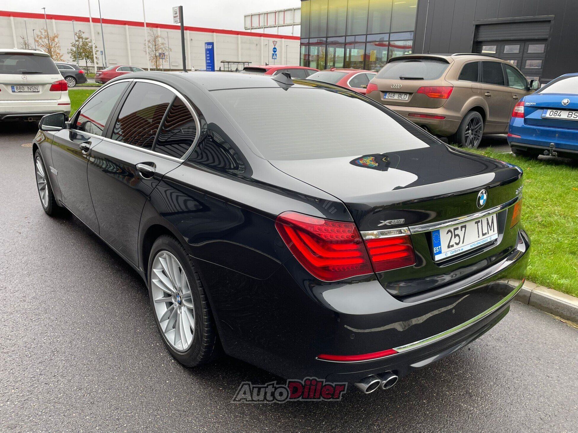 BMW 730 xDrive M-Pakett 3.0 190kW 2015, photo 2/8