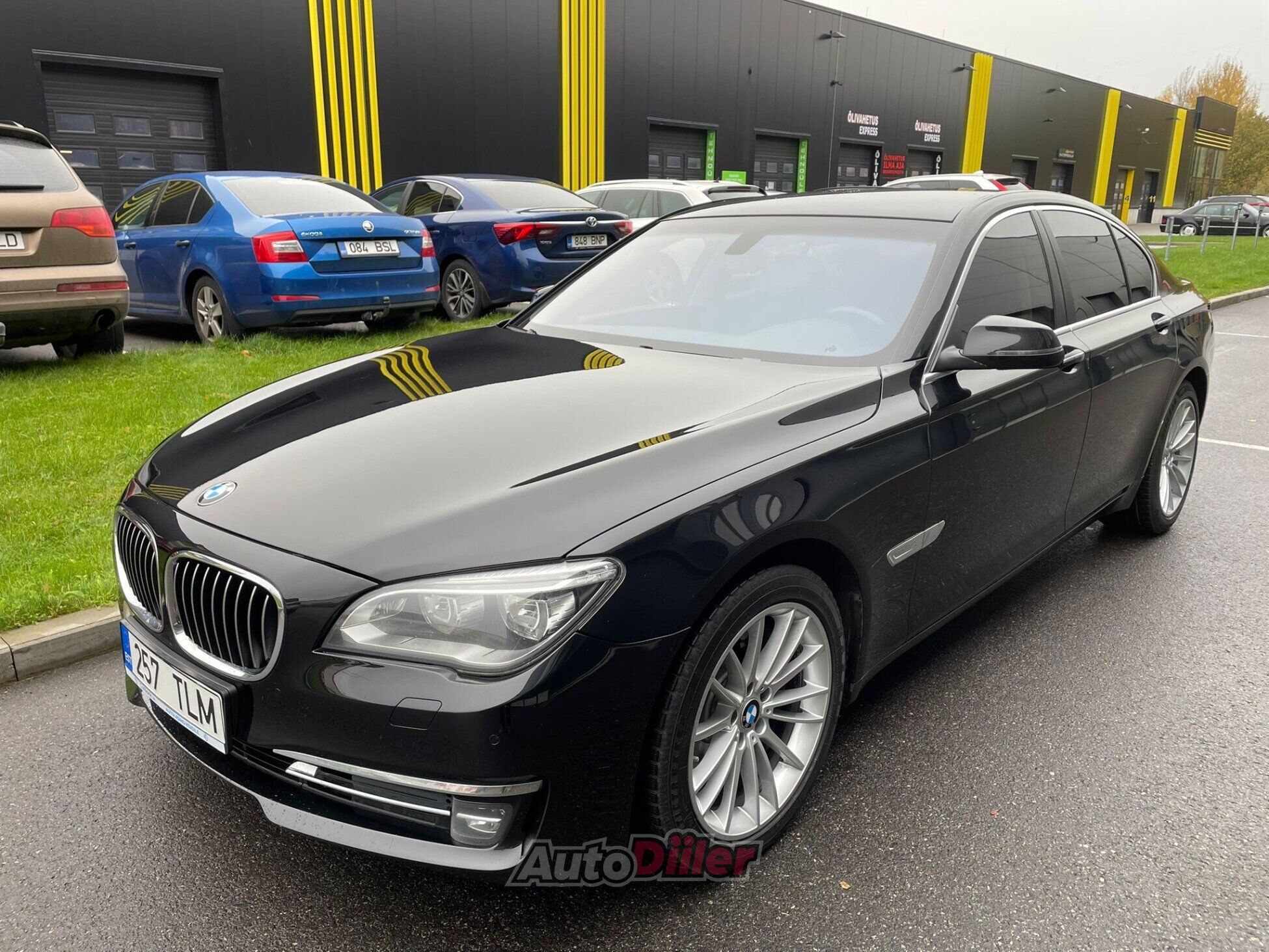 BMW 730