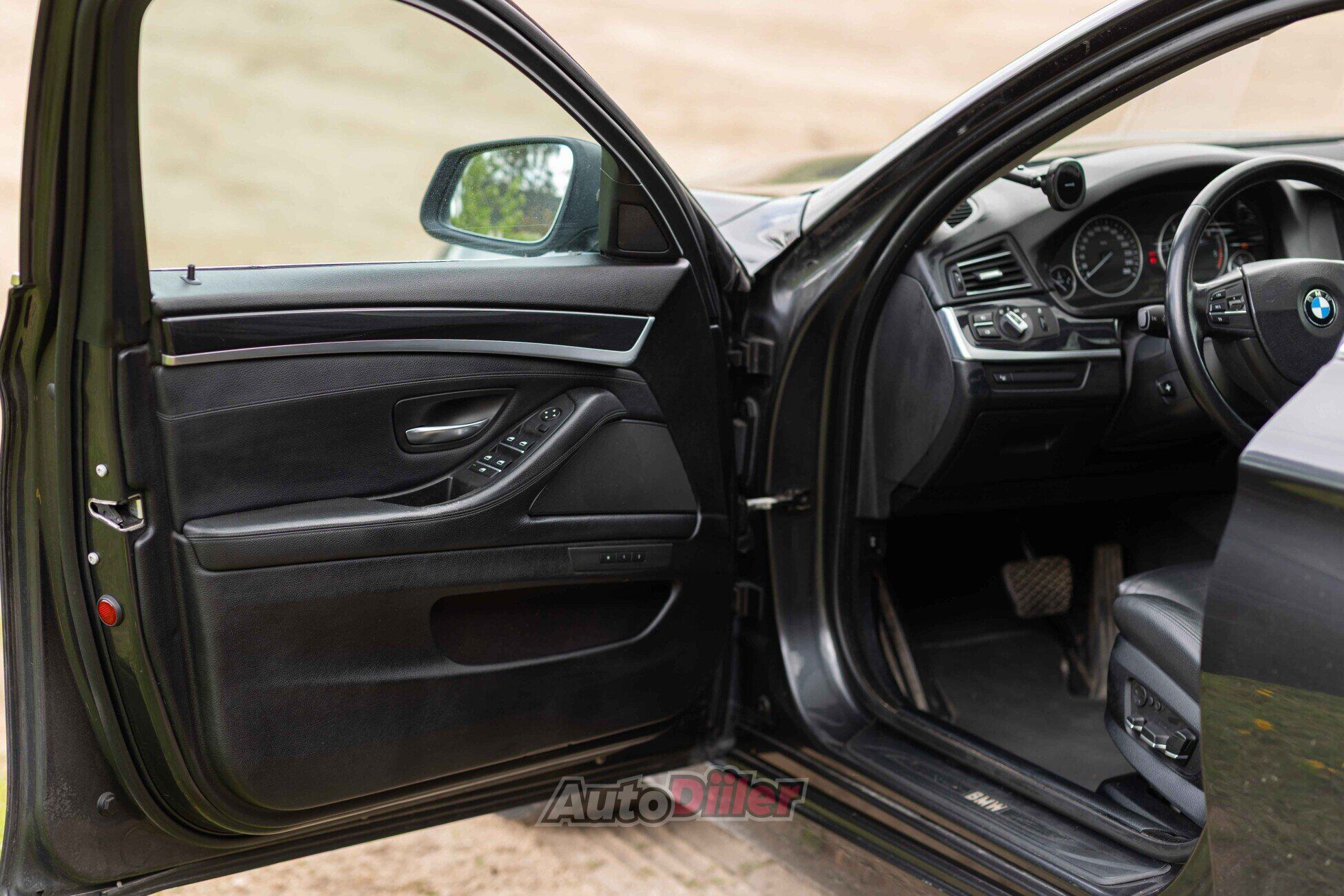 BMW 530 3.0 180kW 2010, kuva 7/10