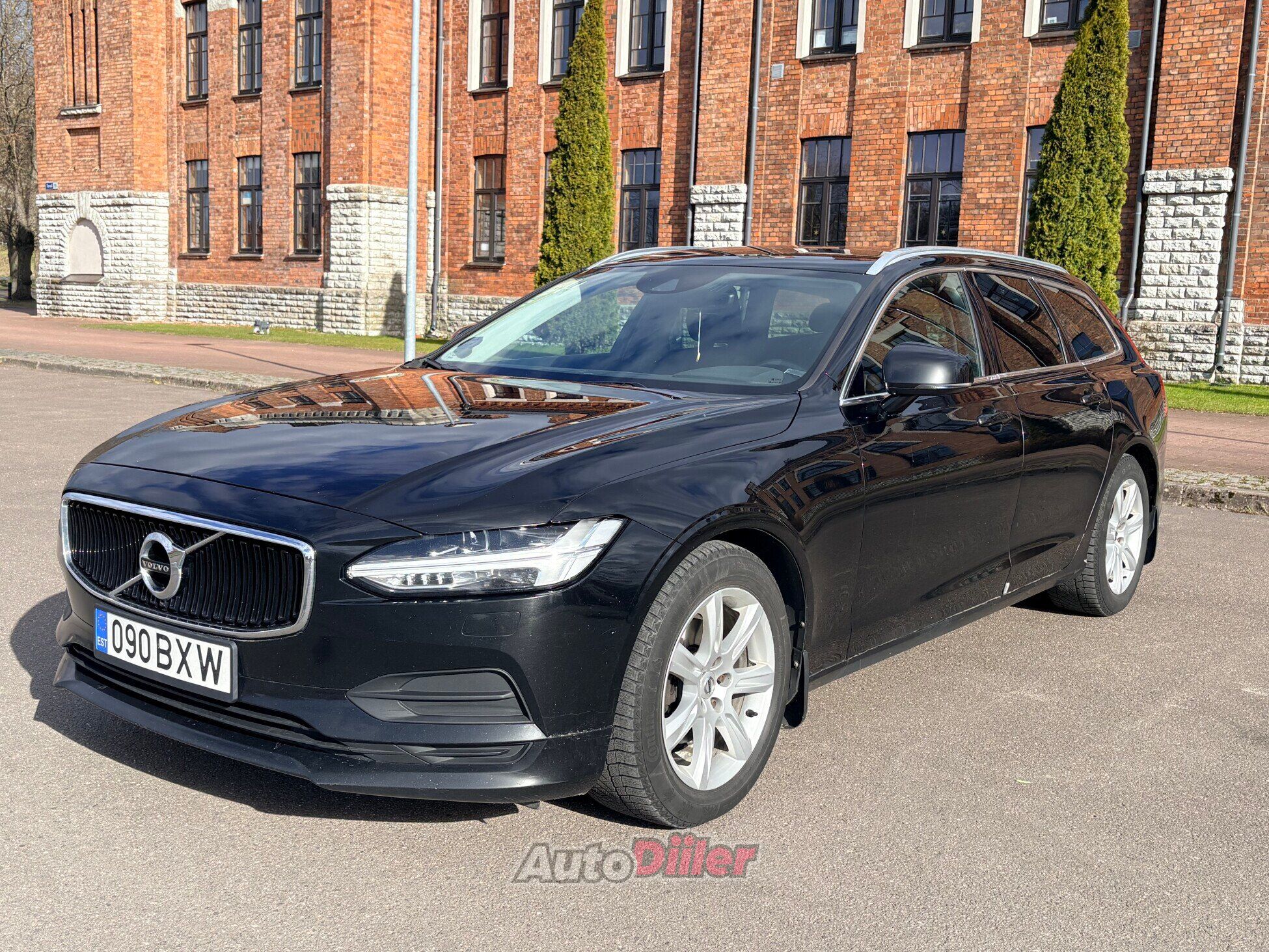 Volvo V90 2.0 110kW 2017, photo 2/10