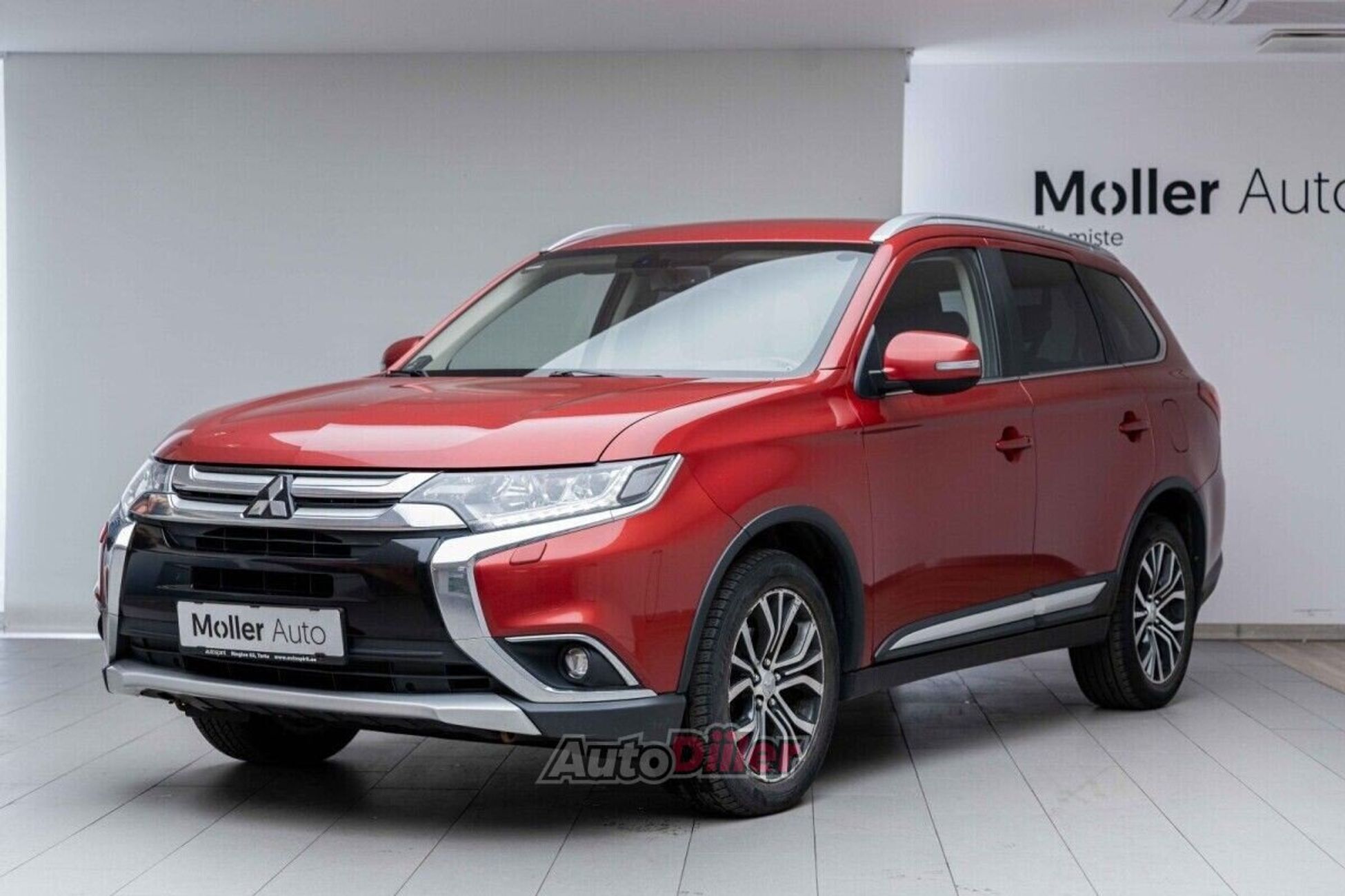 Mitsubishi Outlander 2.0 110kW 2017, photo 2/10